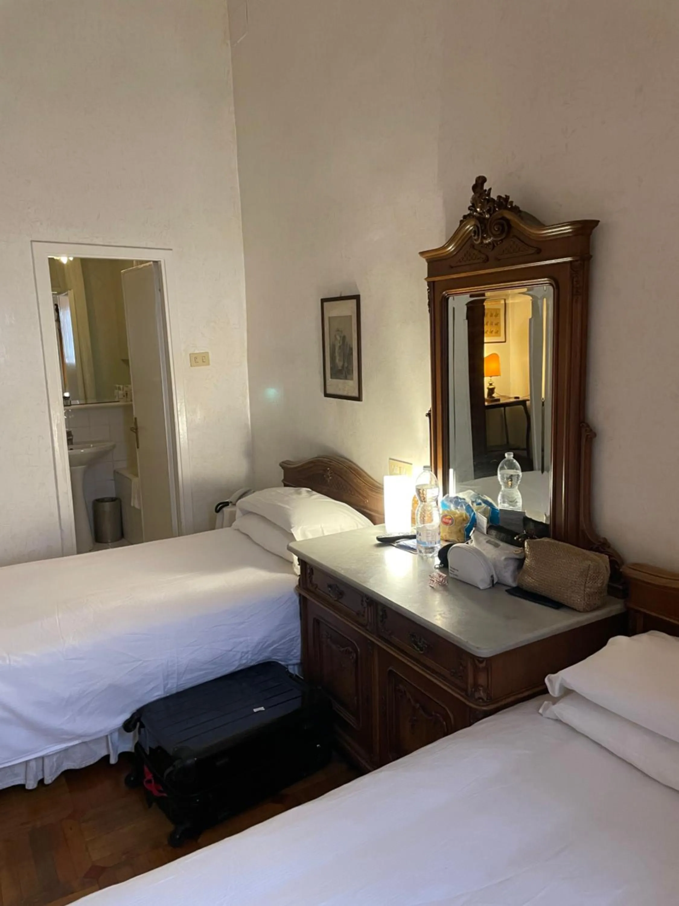 Bedroom, Bed in Hotel Fontana
