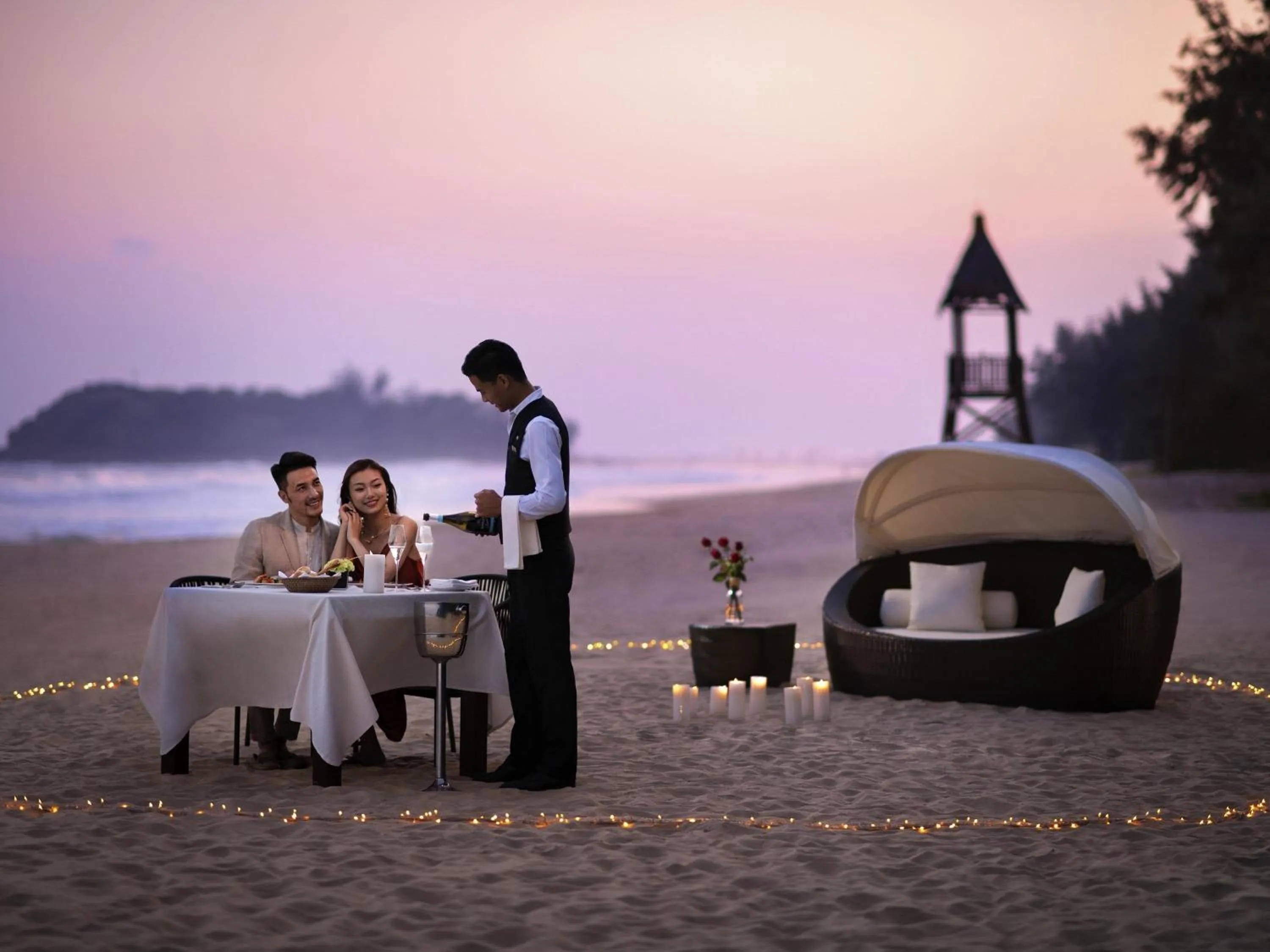 Restaurant/places to eat in Raffles Hainan Clear Water Bay