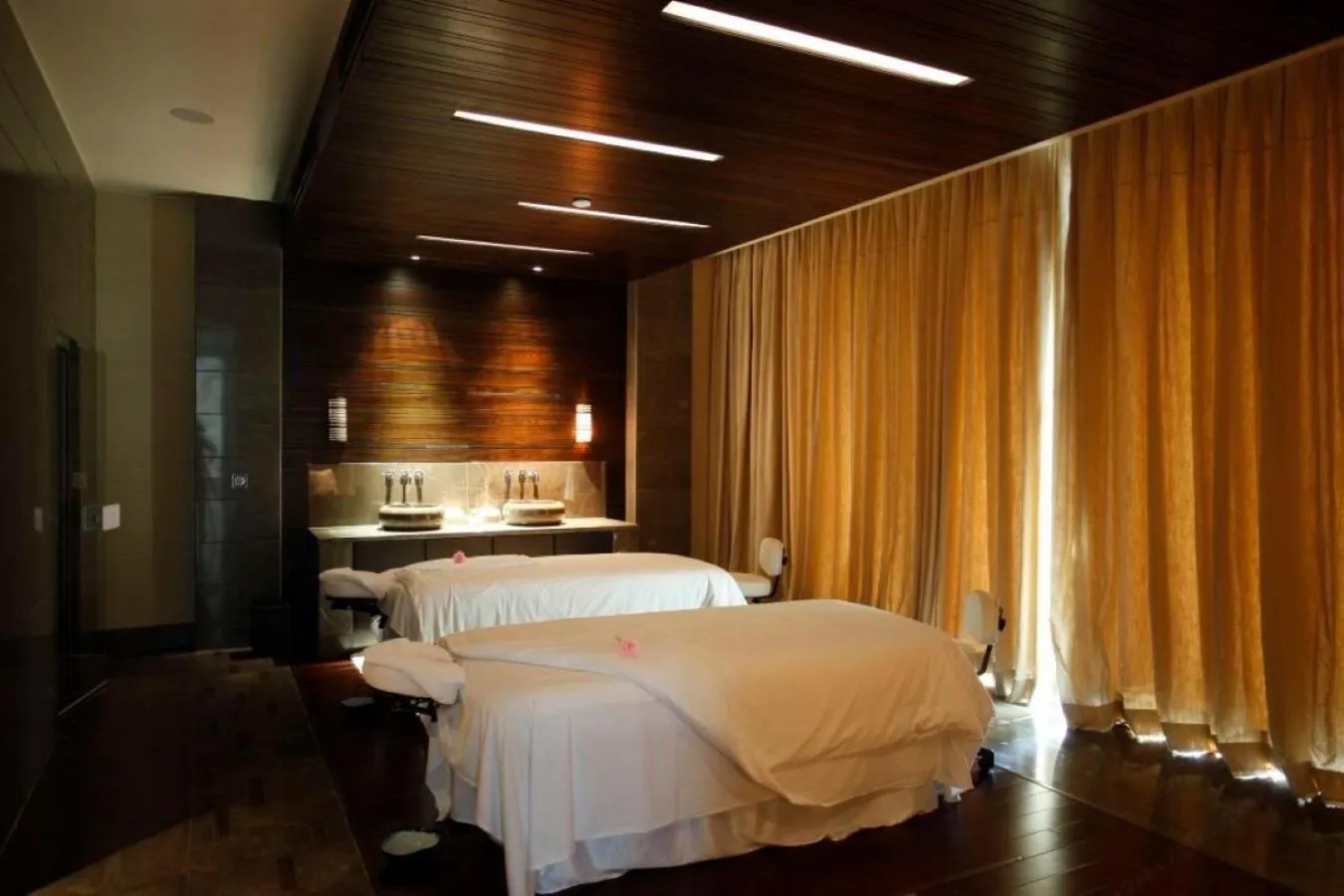 Spa and wellness centre/facilities, Bed in Raffles Hainan Clear Water Bay