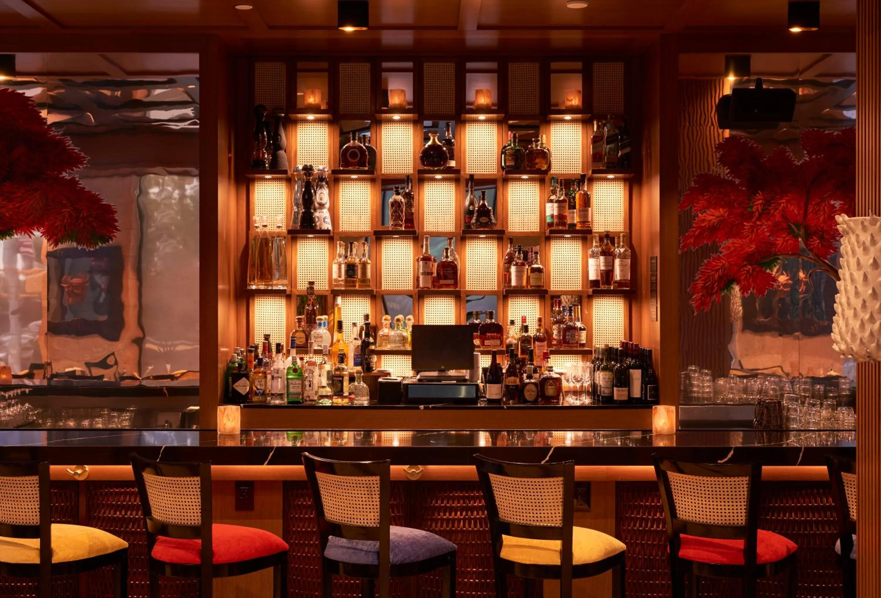 Restaurant/places to eat in Radio Hotel