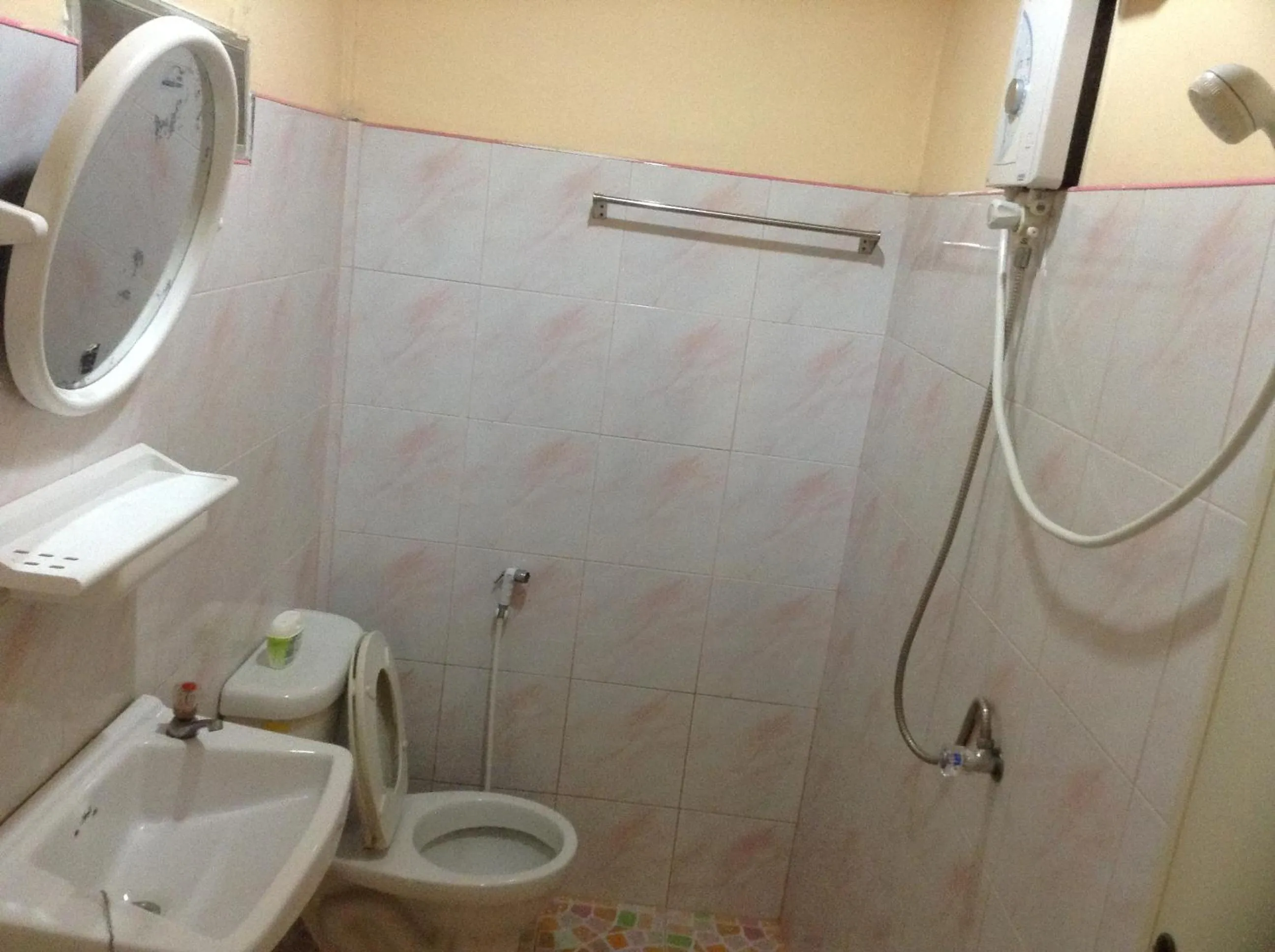 Shower in Coco's Guest House