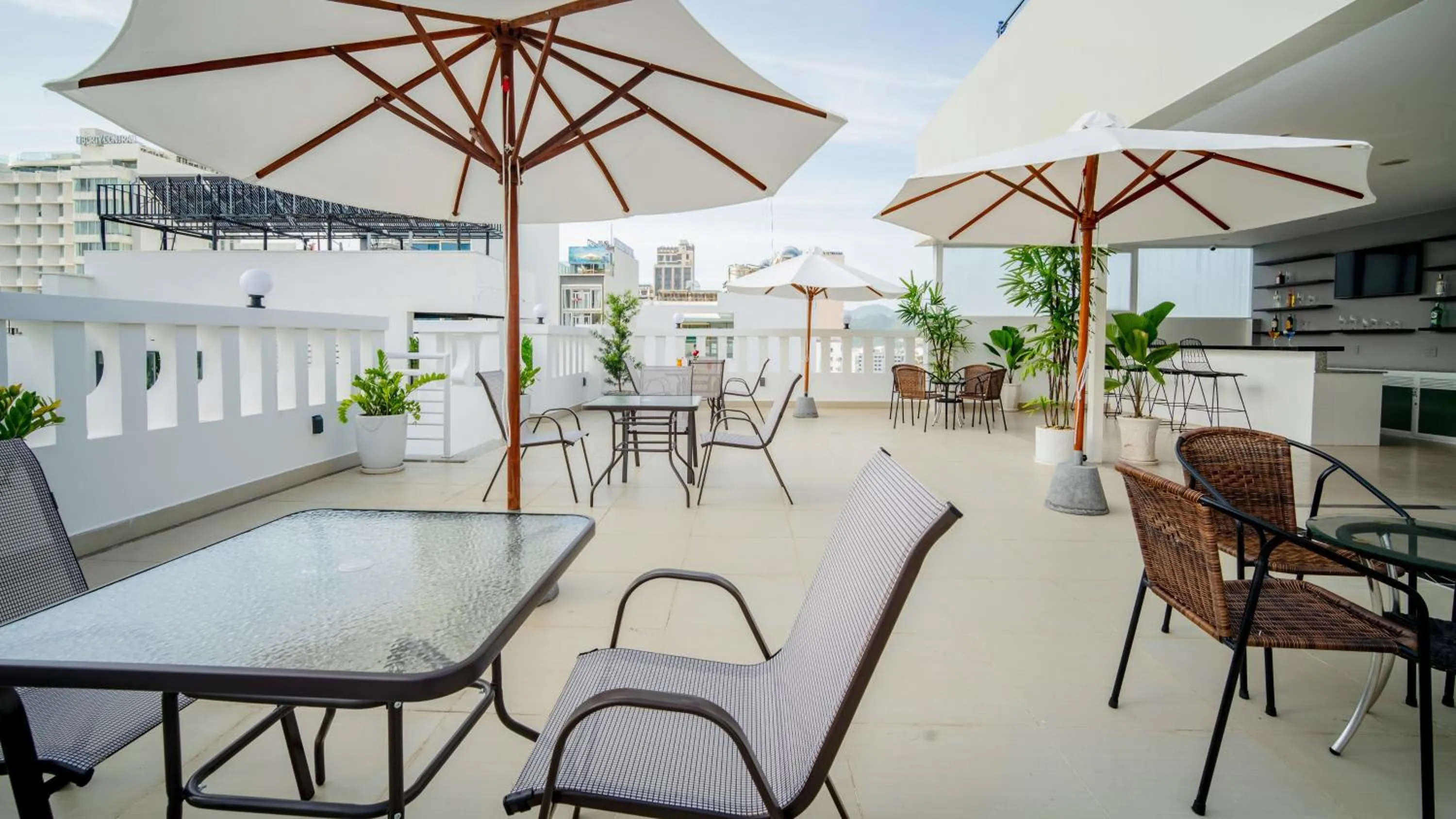 Lounge or bar in Galliot Hotel Nha Trang