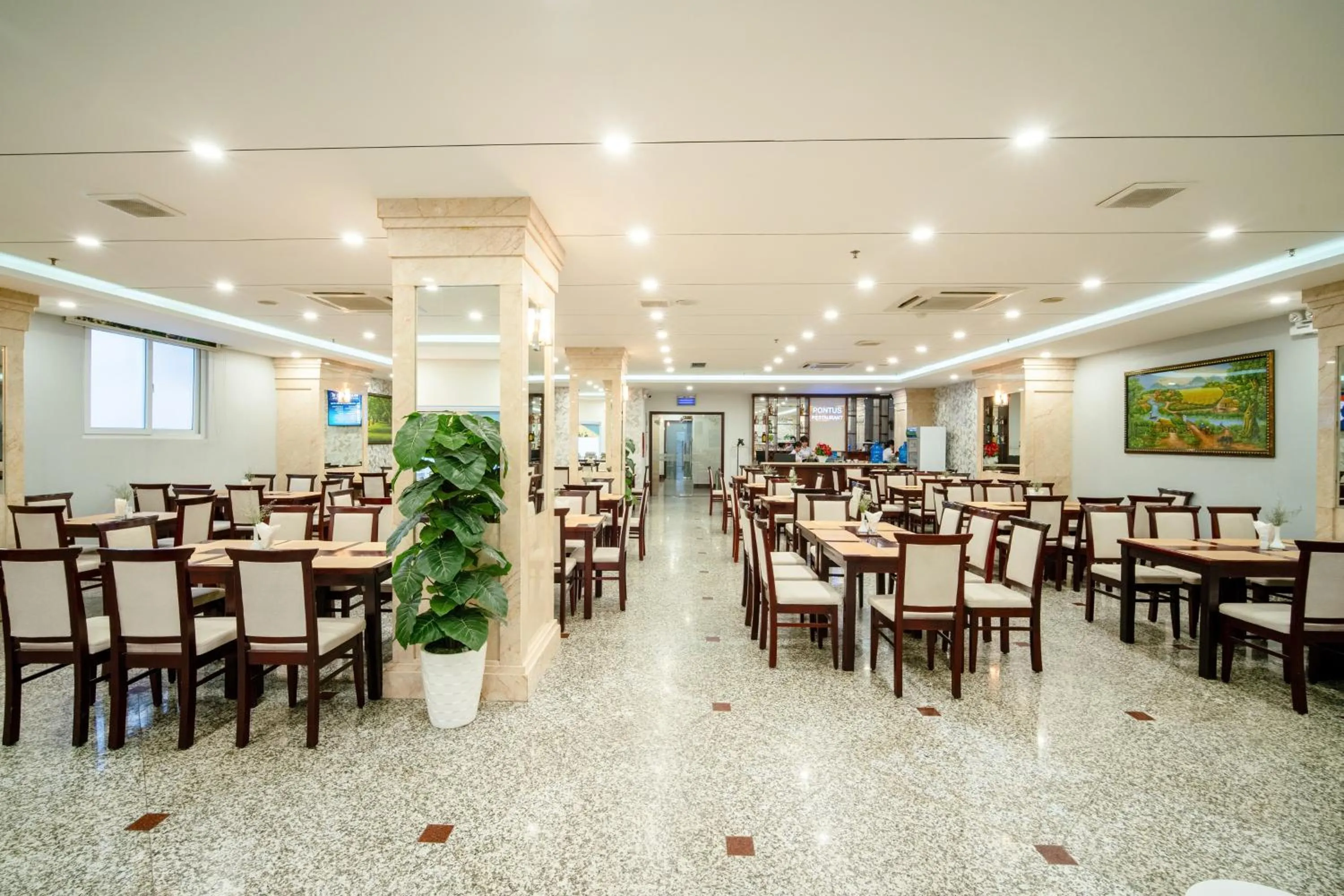 Restaurant/places to eat in Galliot Hotel Nha Trang
