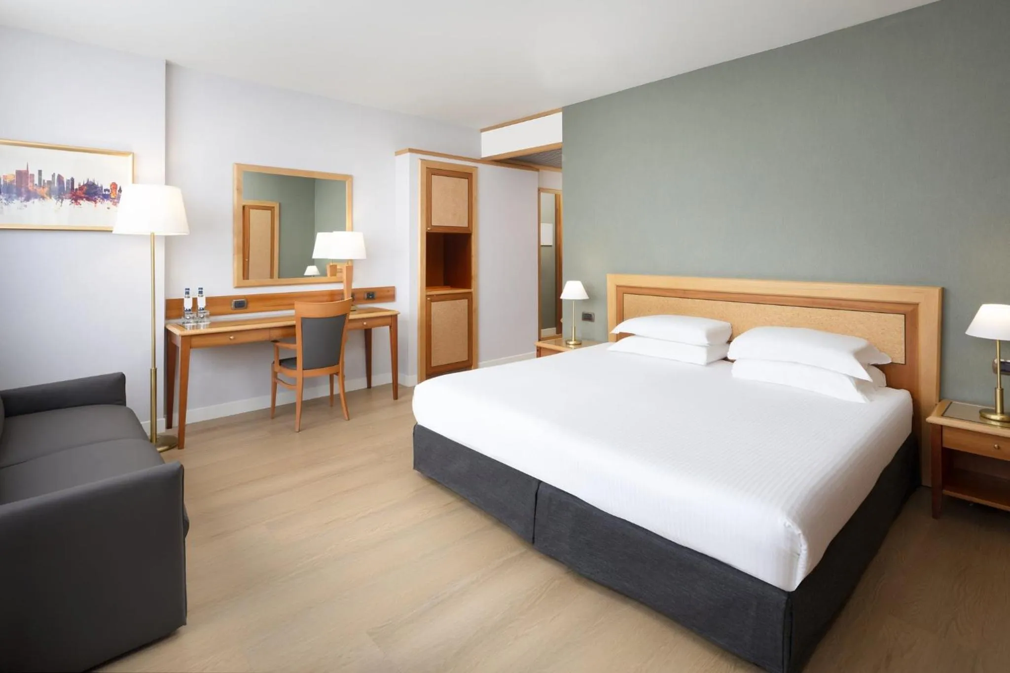Photo of the whole room, Bed in Crowne Plaza Milan Linate by IHG