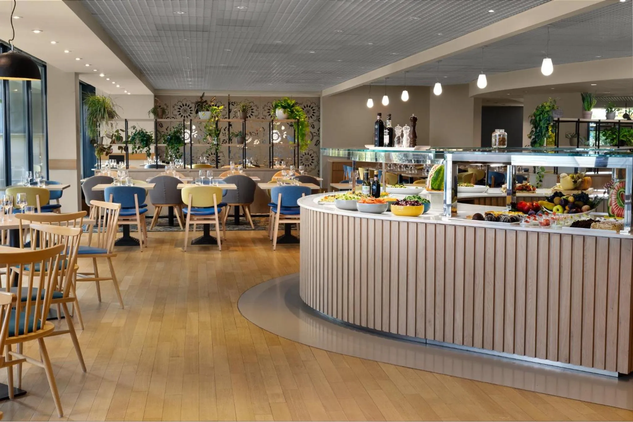 Restaurant/places to eat in Crowne Plaza Milan Linate by IHG