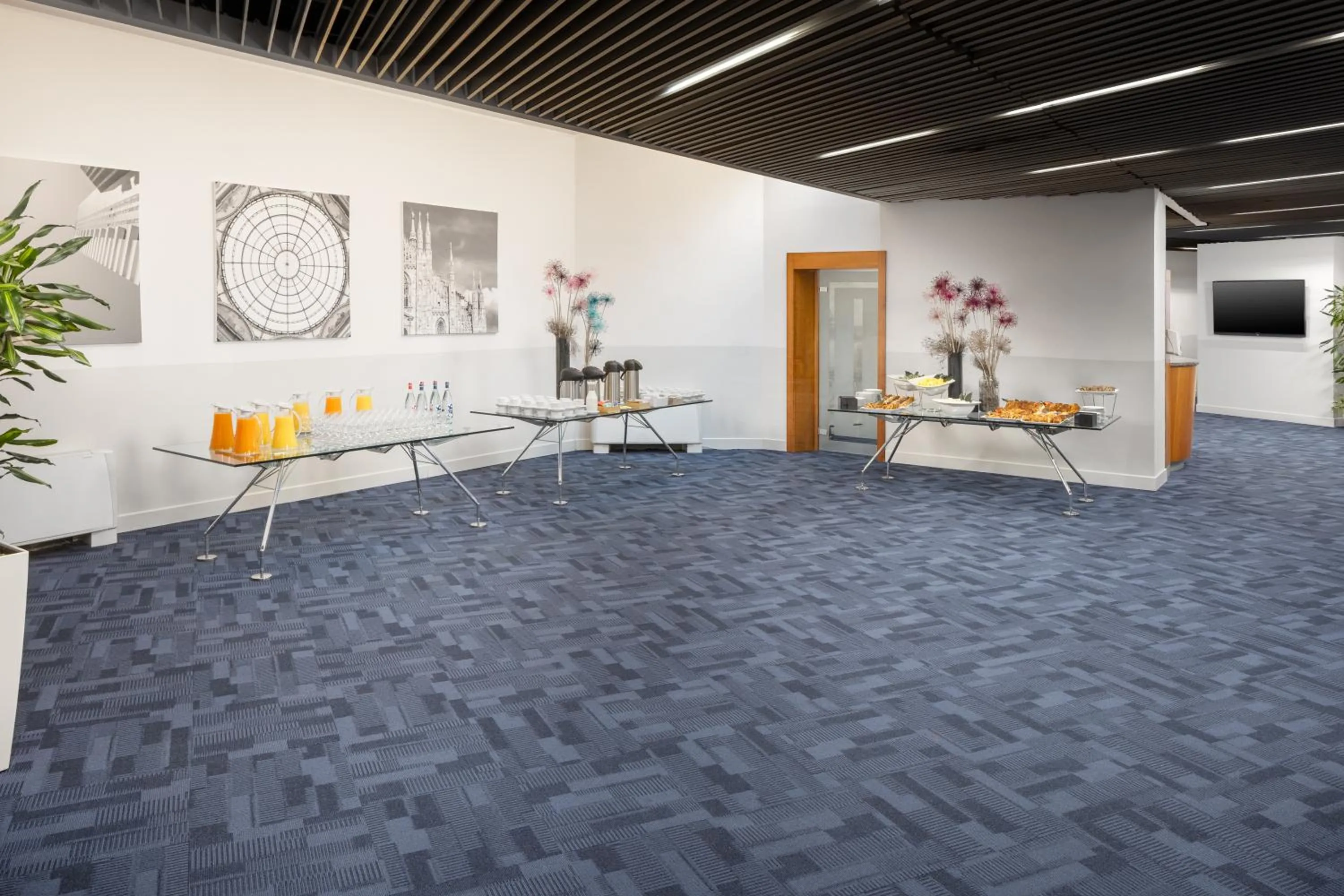 Coffee/tea facilities in Crowne Plaza Milan Linate by IHG