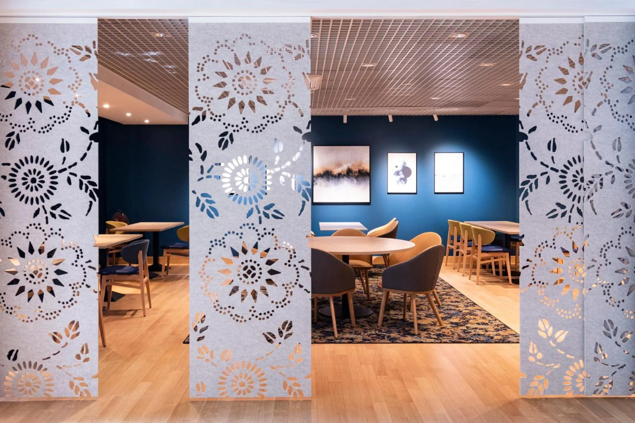 Restaurant/places to eat in Crowne Plaza Milan Linate by IHG