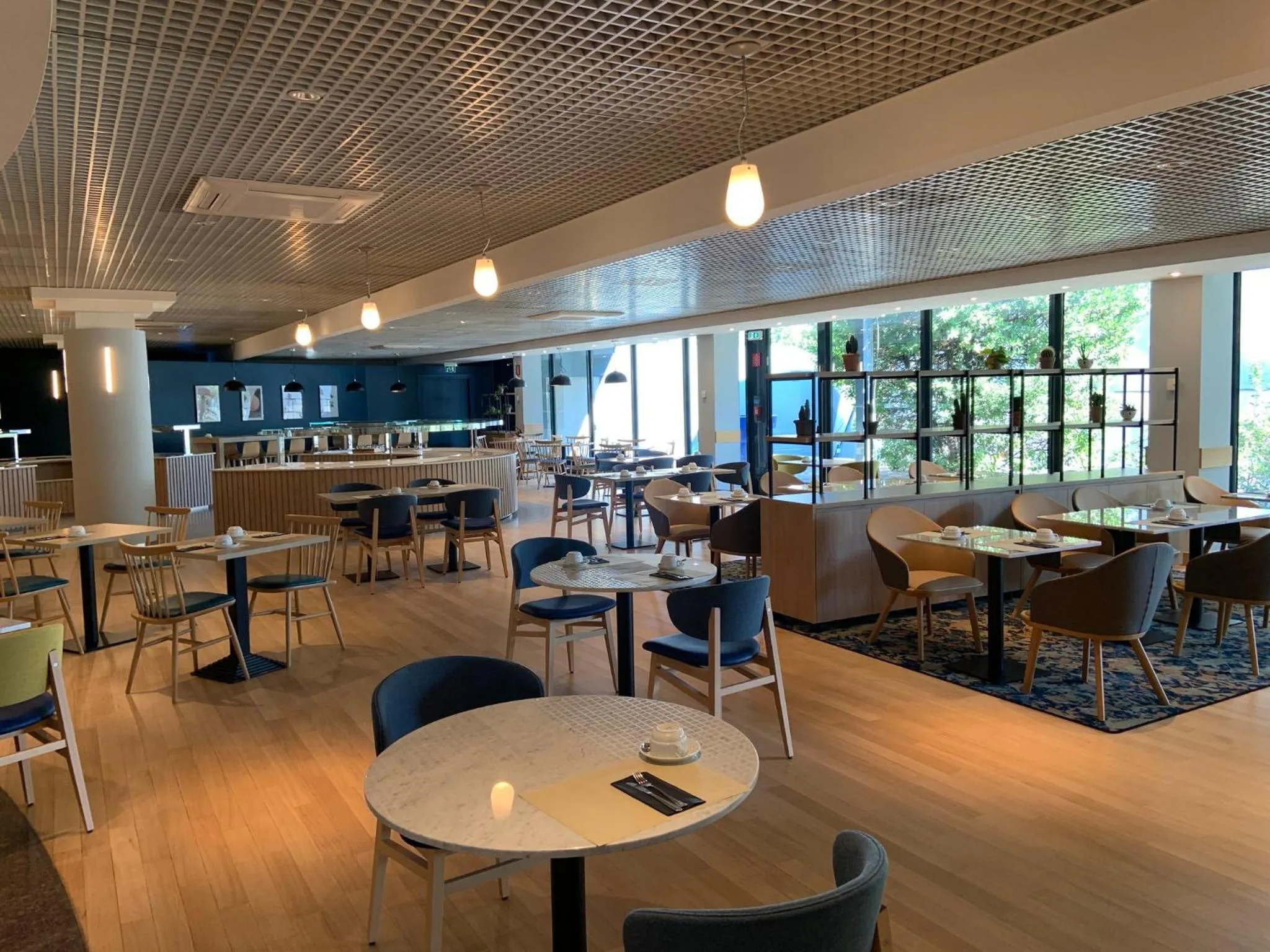 Restaurant/places to eat in Crowne Plaza Milan Linate by IHG