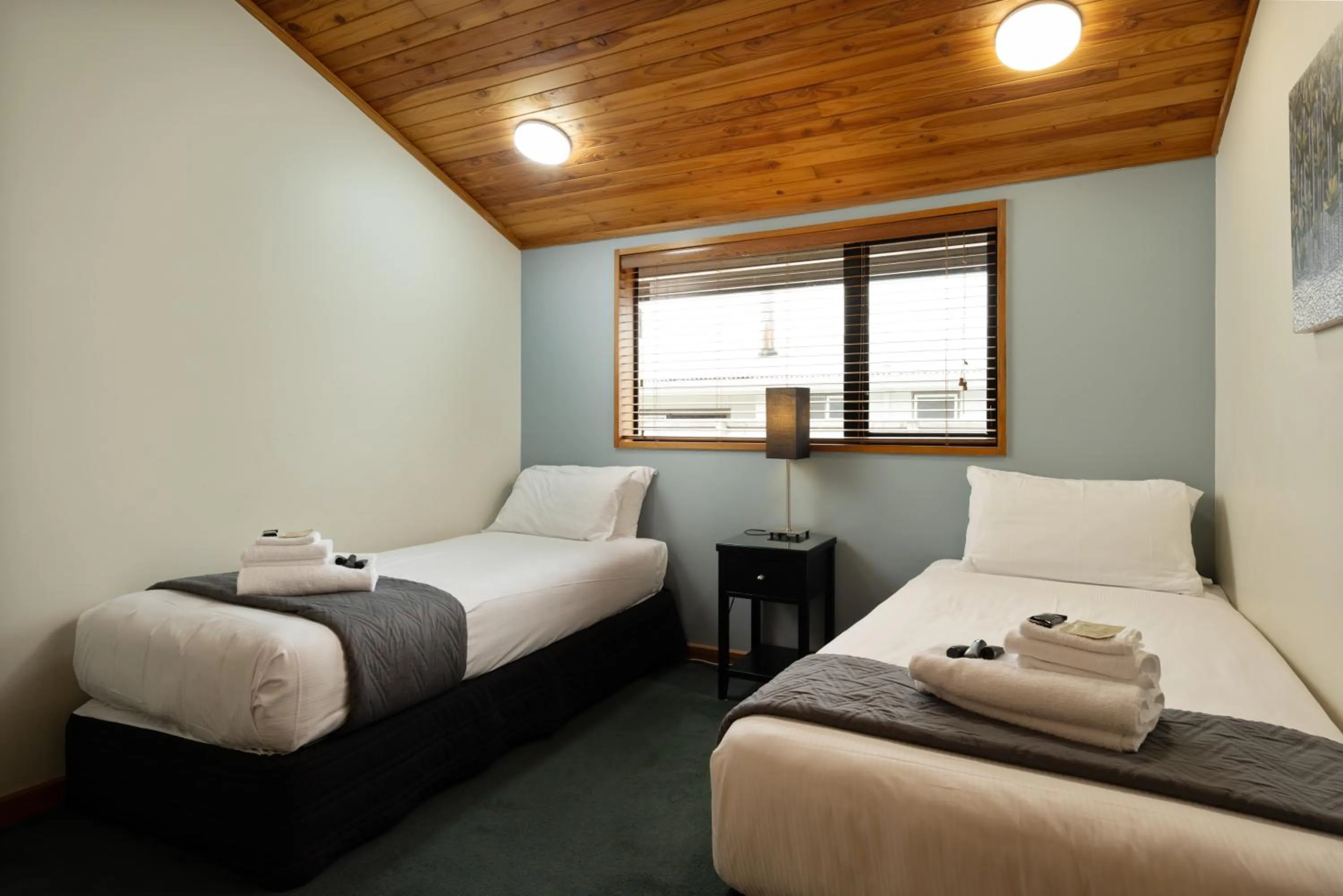 Bed in Riverside Hotel Marlborough