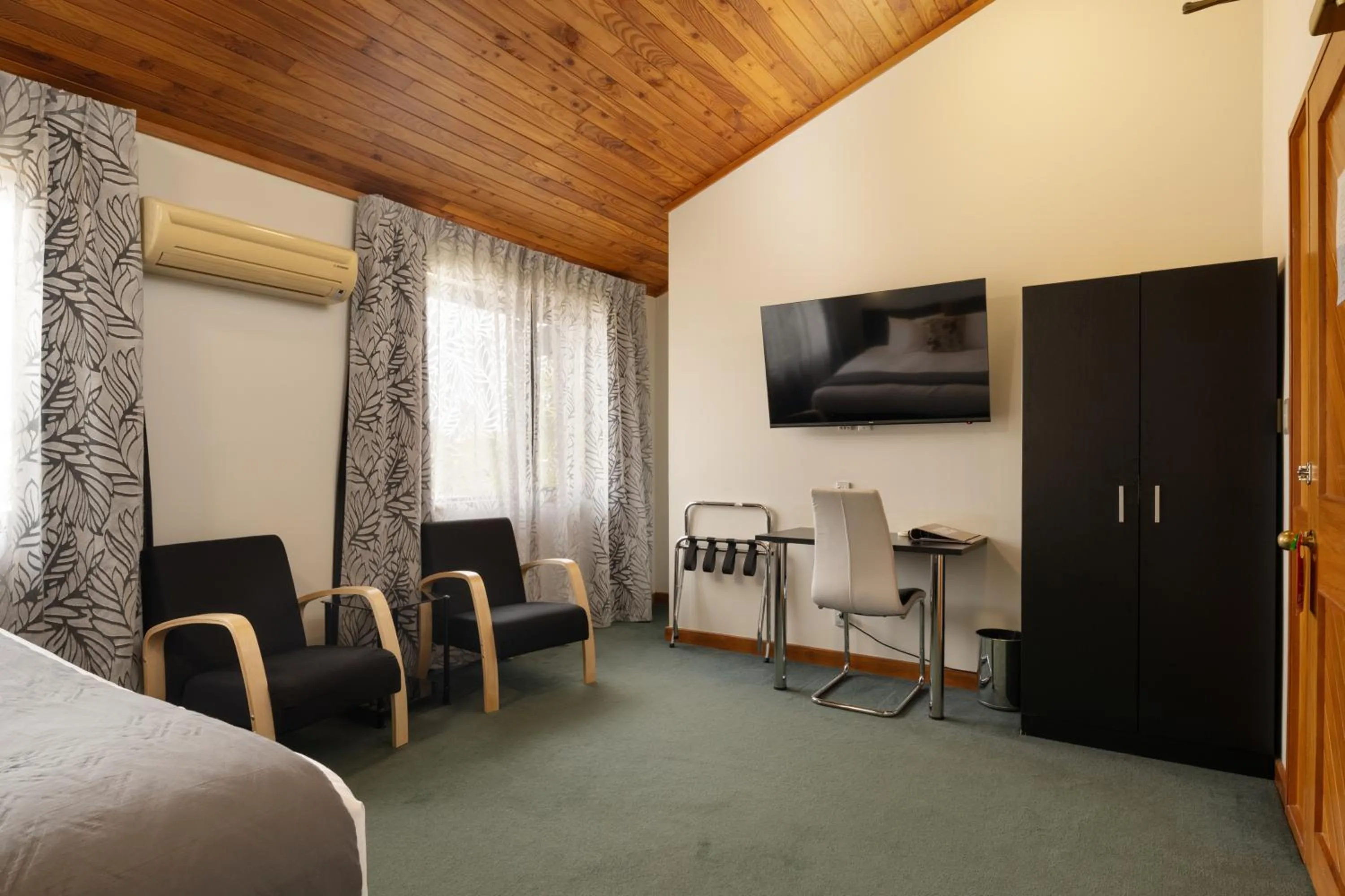 Riverside Hotel Marlborough