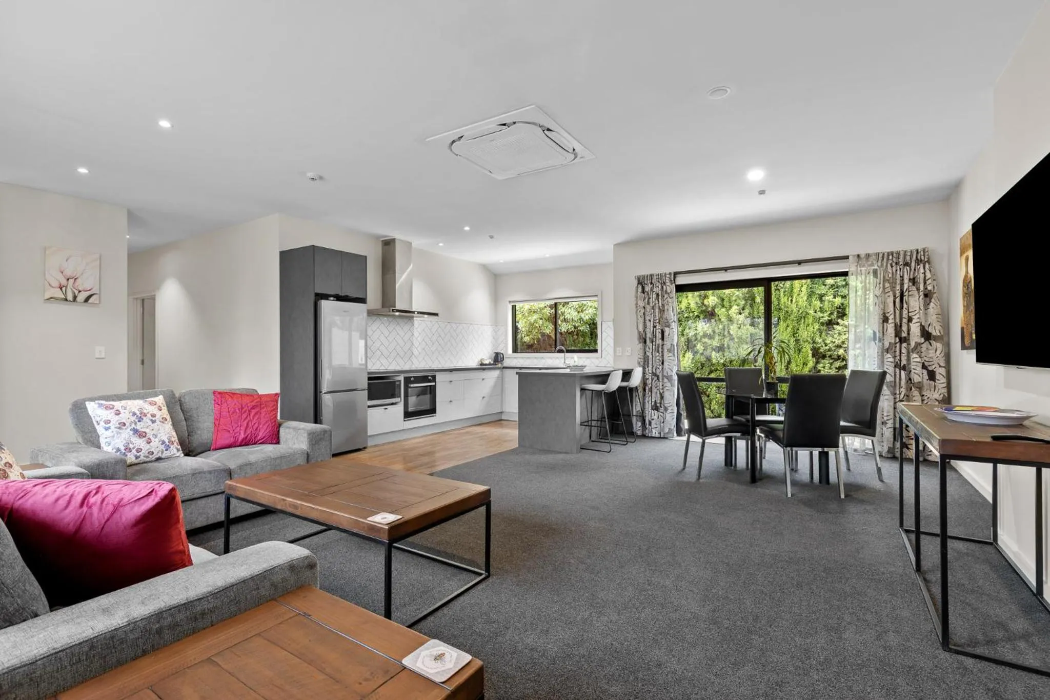 Riverside Hotel Marlborough