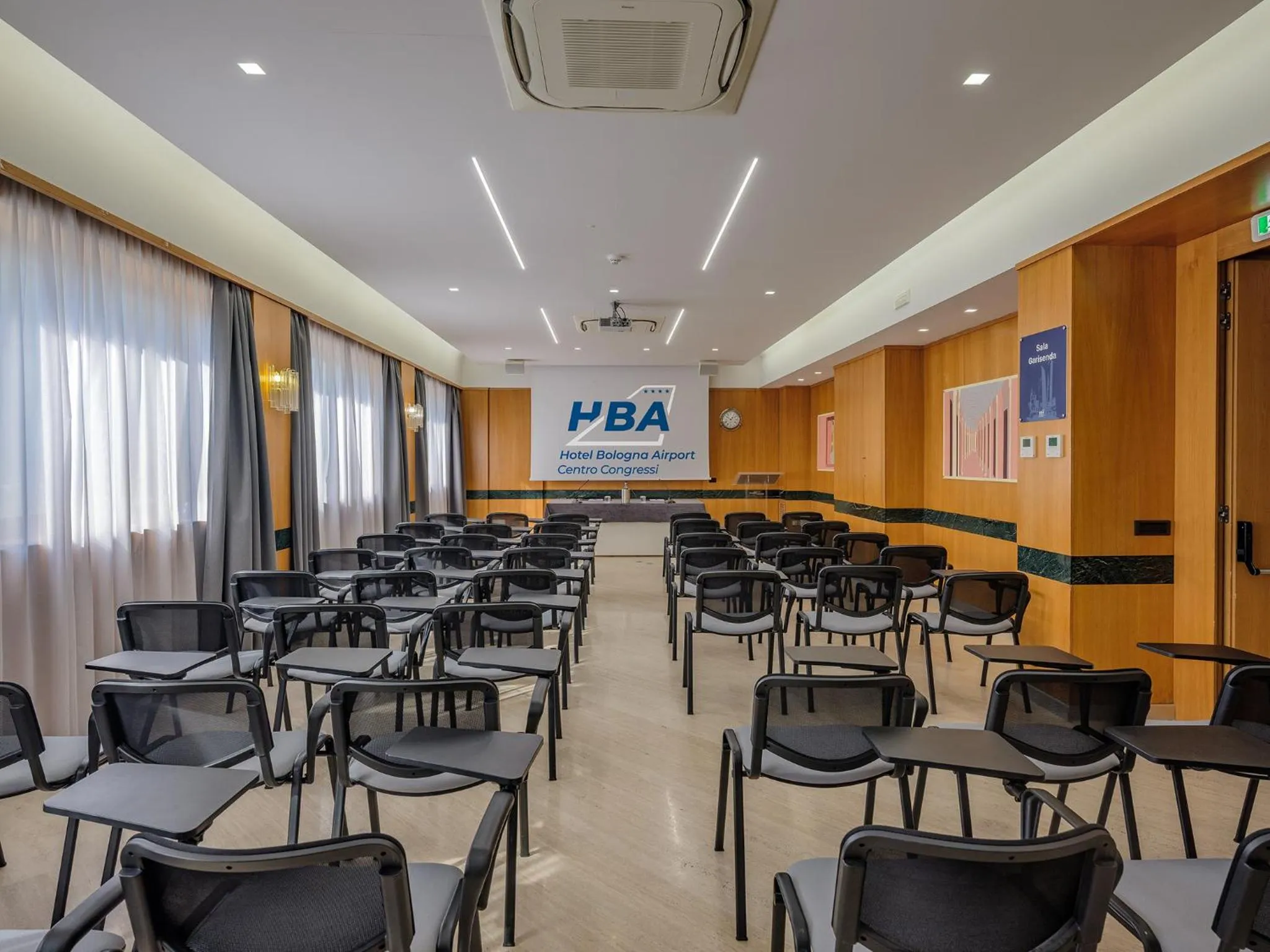 Meeting/conference room in Hotel Bologna Airport
