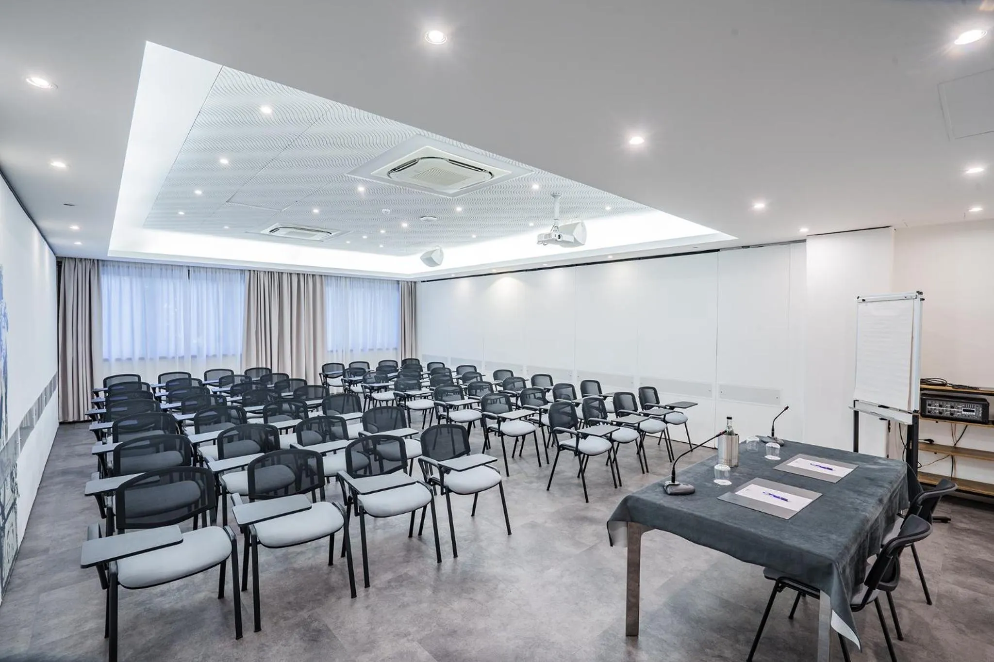 Meeting/conference room in Hotel Bologna Airport