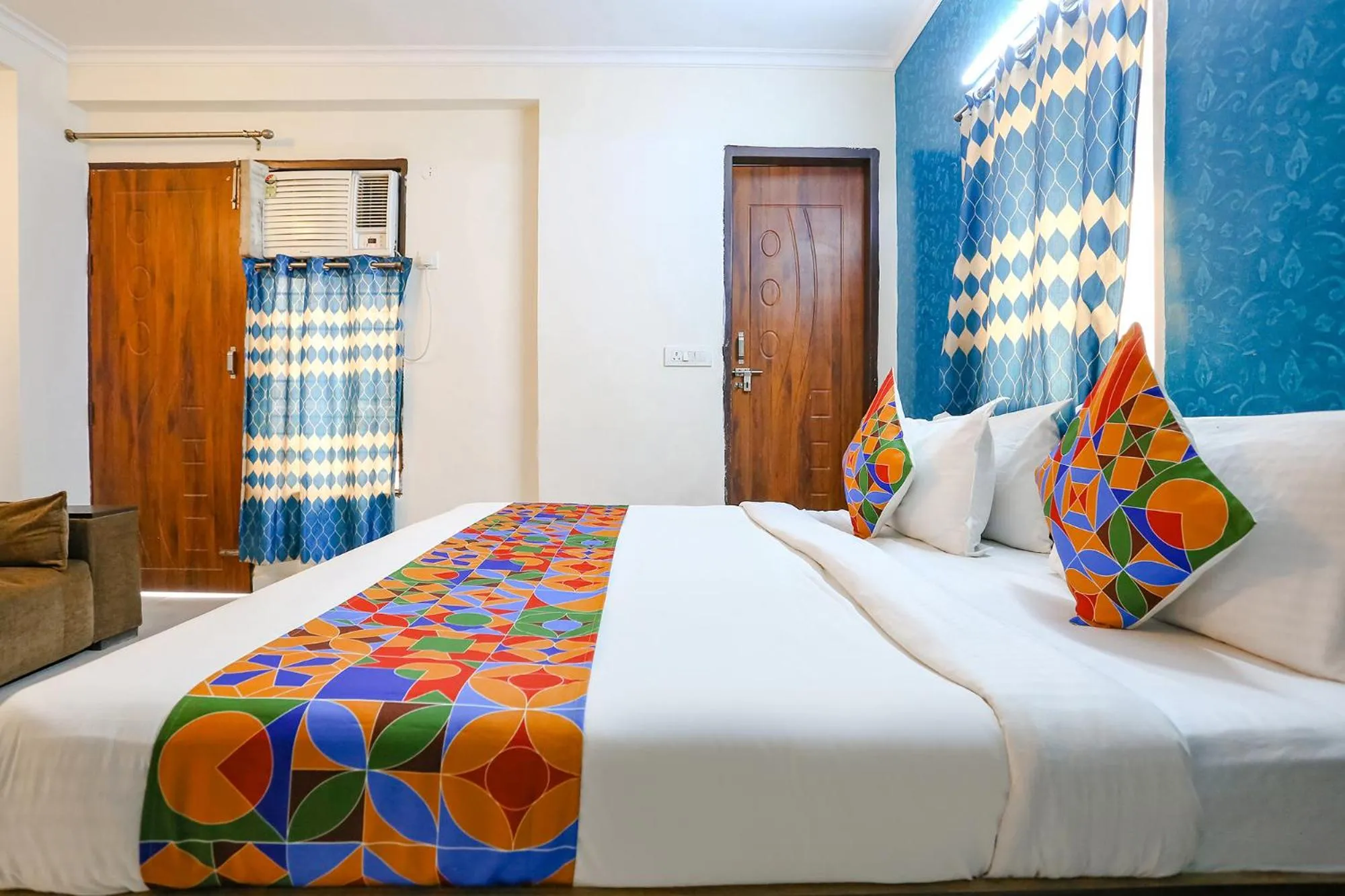 Bed in Via Mirage - Nr IGI Airport New Delhi