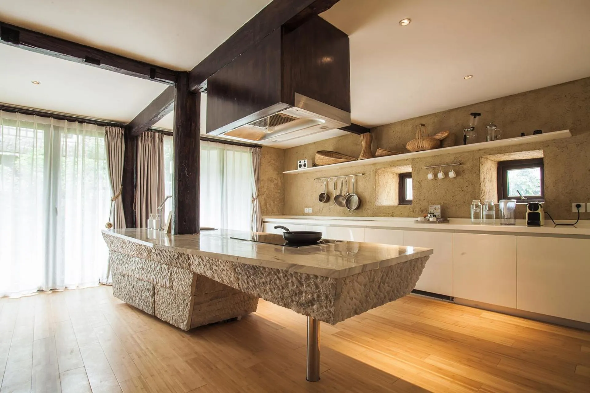 Kitchen or kitchenette in The Bivou Lijiang