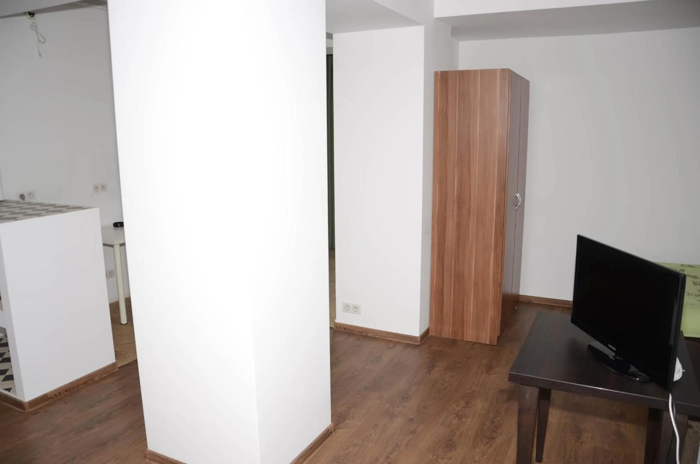 Decorative detail in Apart La Cave