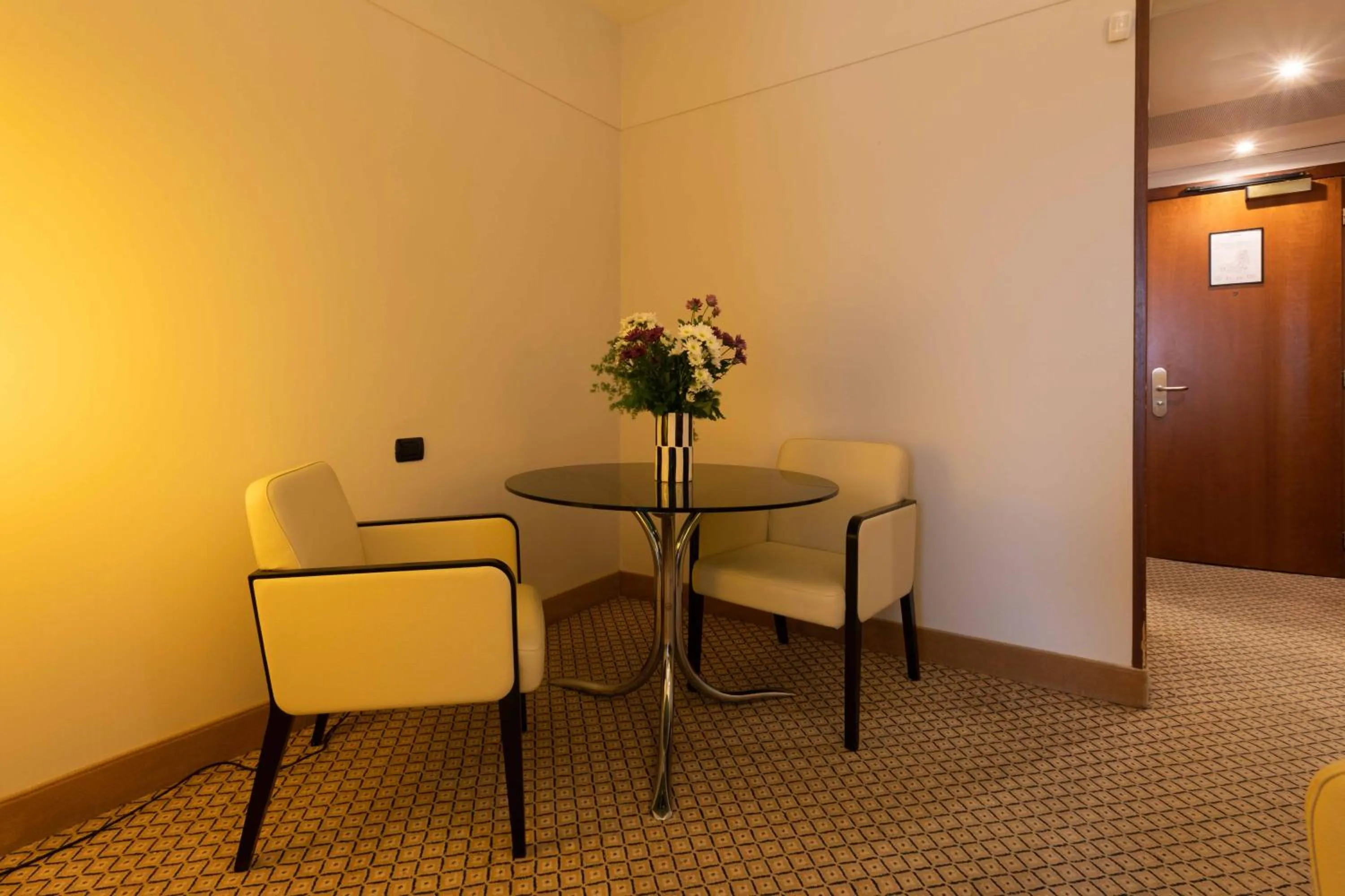 Photo of the whole room in Belstay Milano Assago