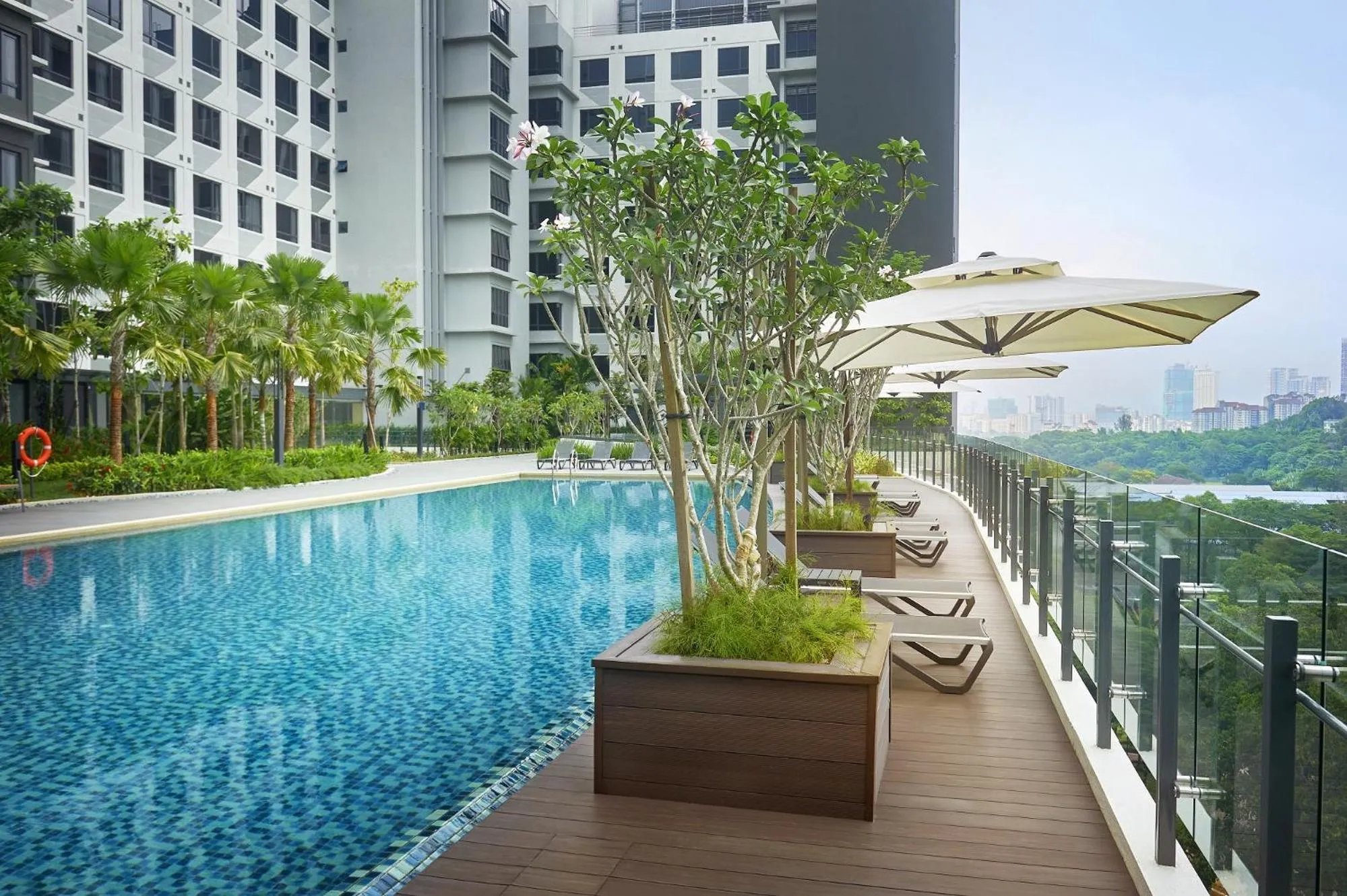 Swimming pool in Hotel Komune Living & Wellness Kuala Lumpur