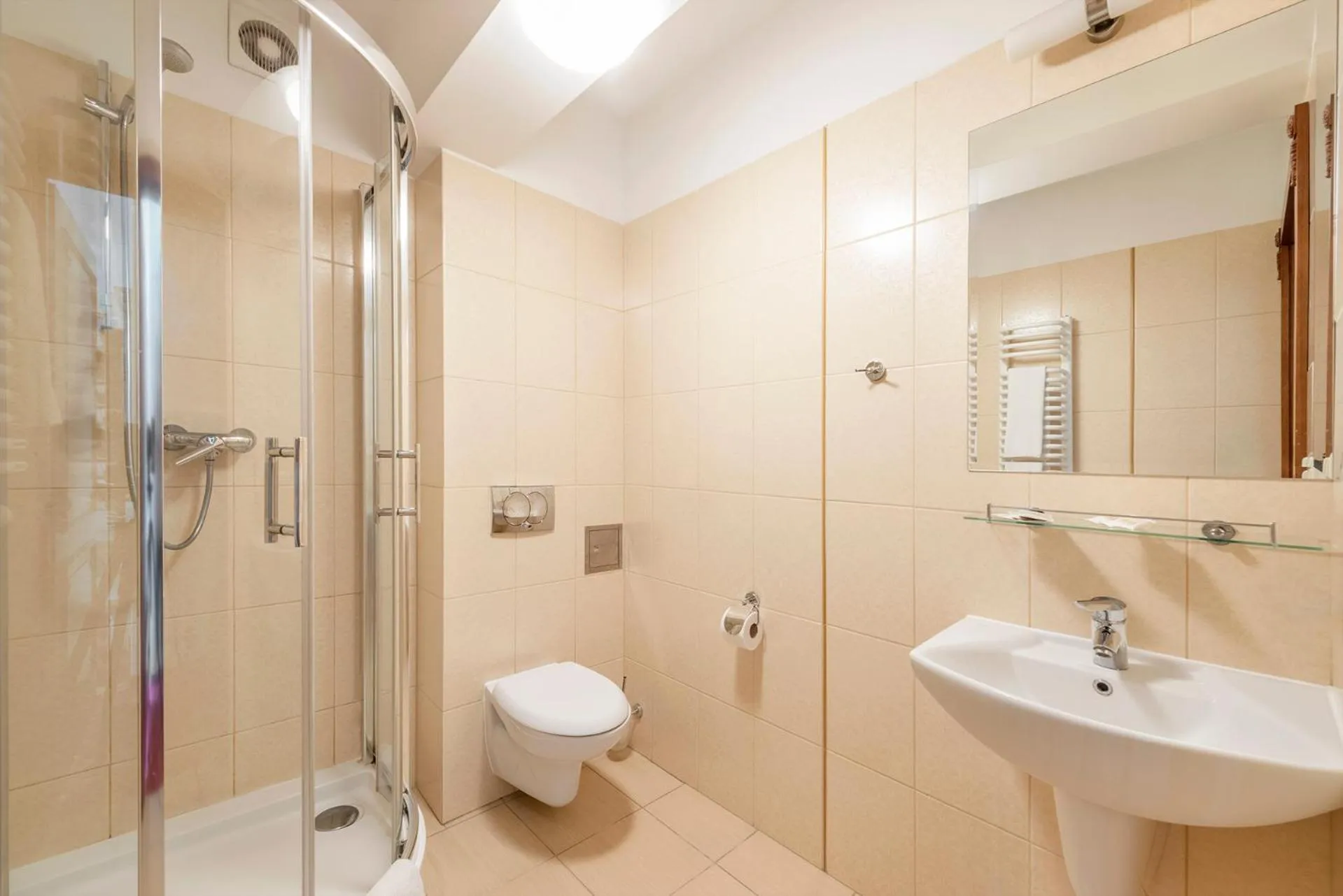 Shower in Hotel Stodółka