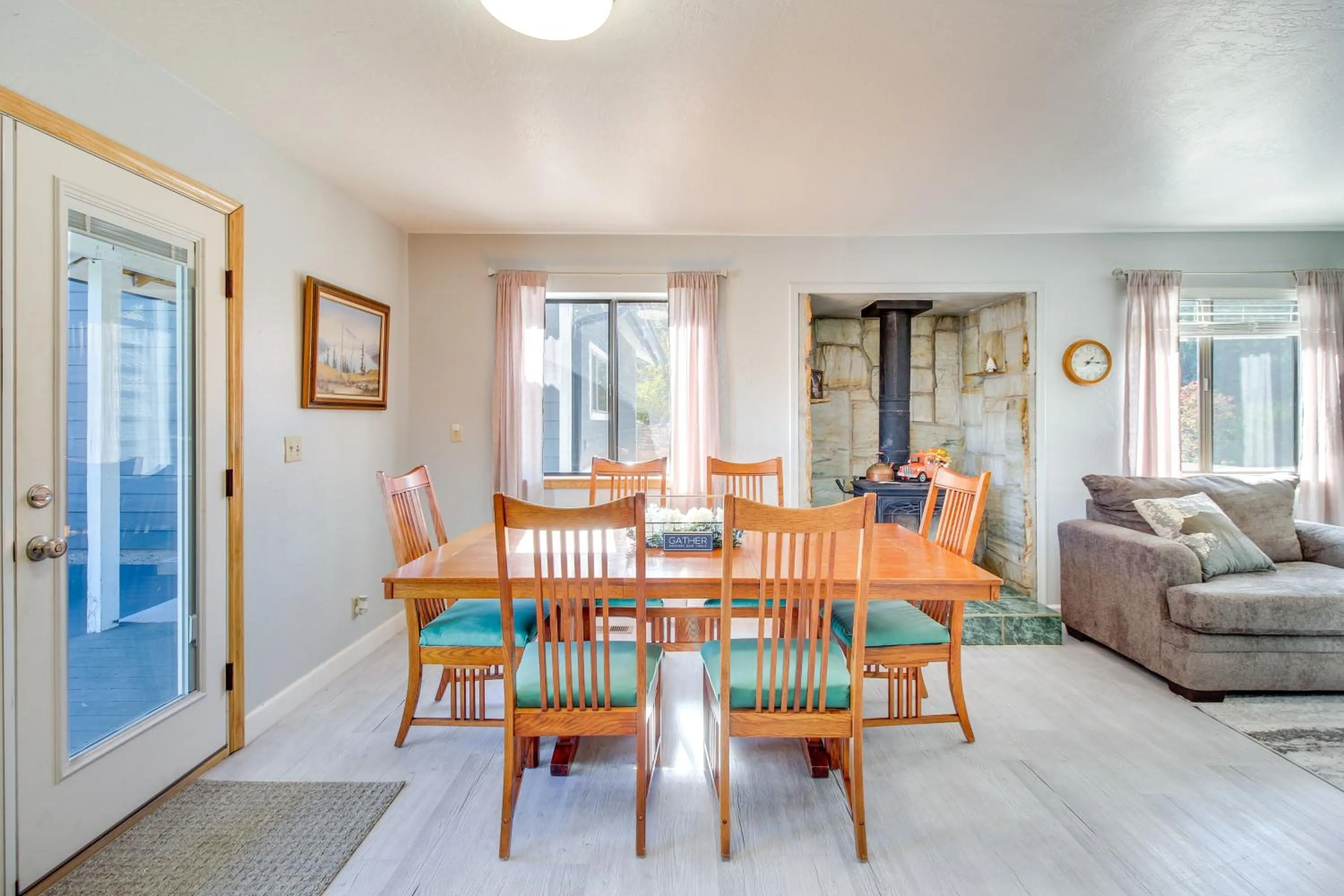 Eagar Vacation Rental Home with Spacious Deck!