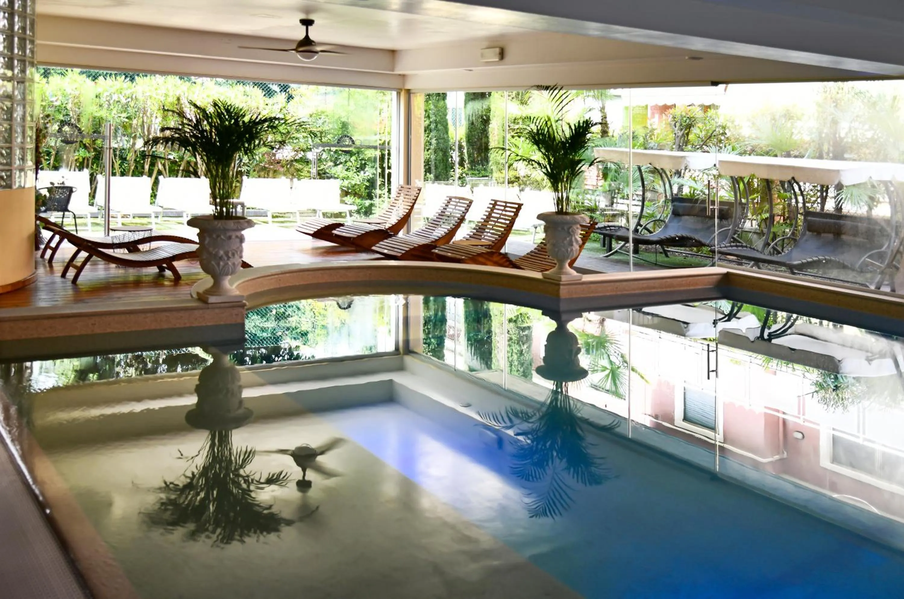 Swimming pool in Admiral Hotel Villa Erme