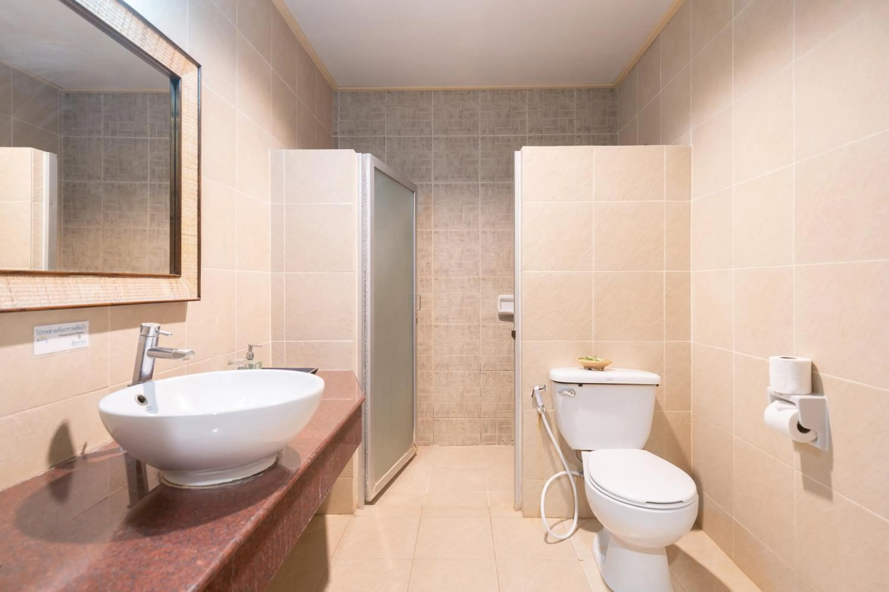 Bathroom in Thara Cholapruek Resort