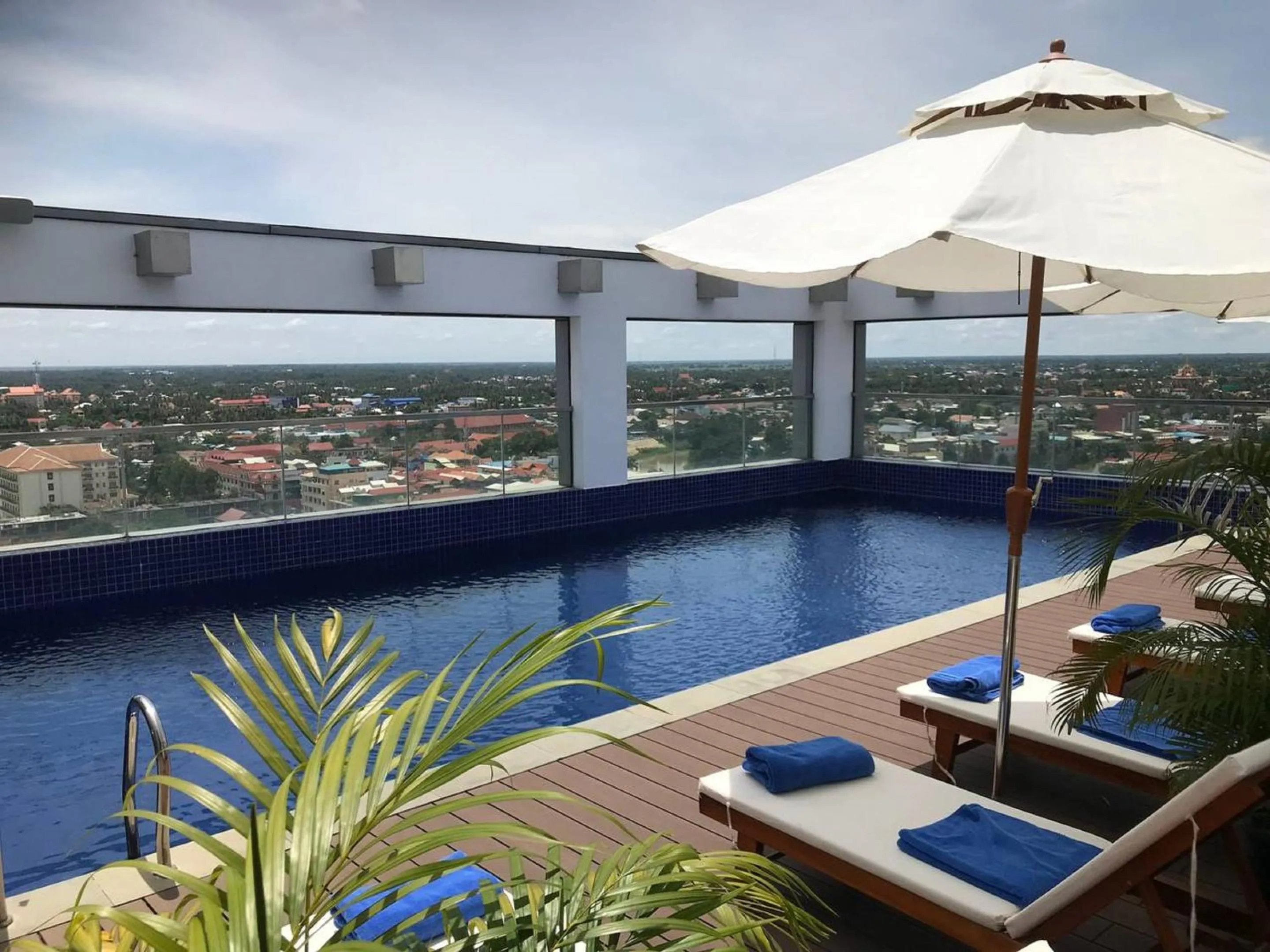 Swimming pool in V V Hotel Battambang