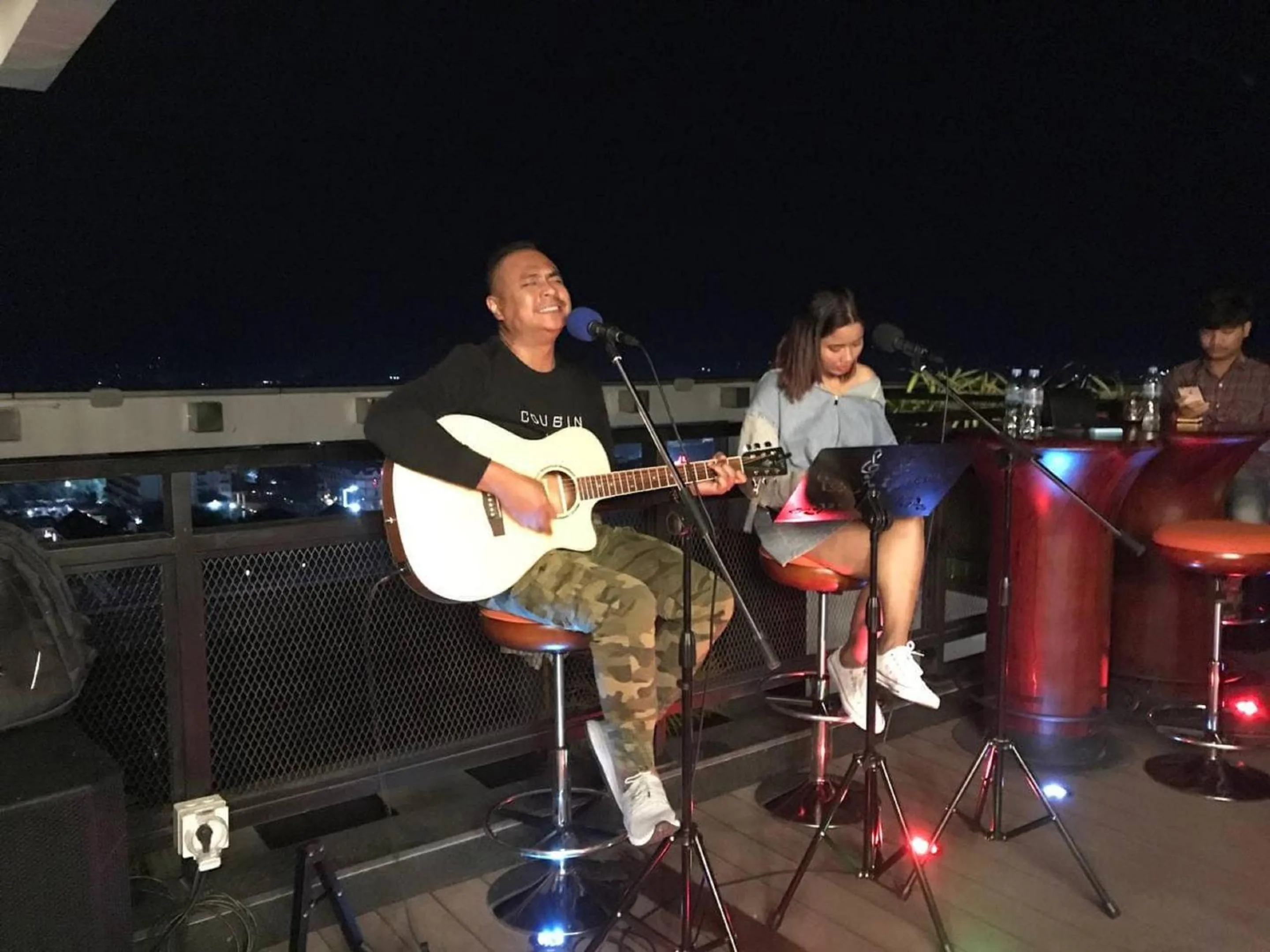 Lounge or bar in V V Hotel Battambang