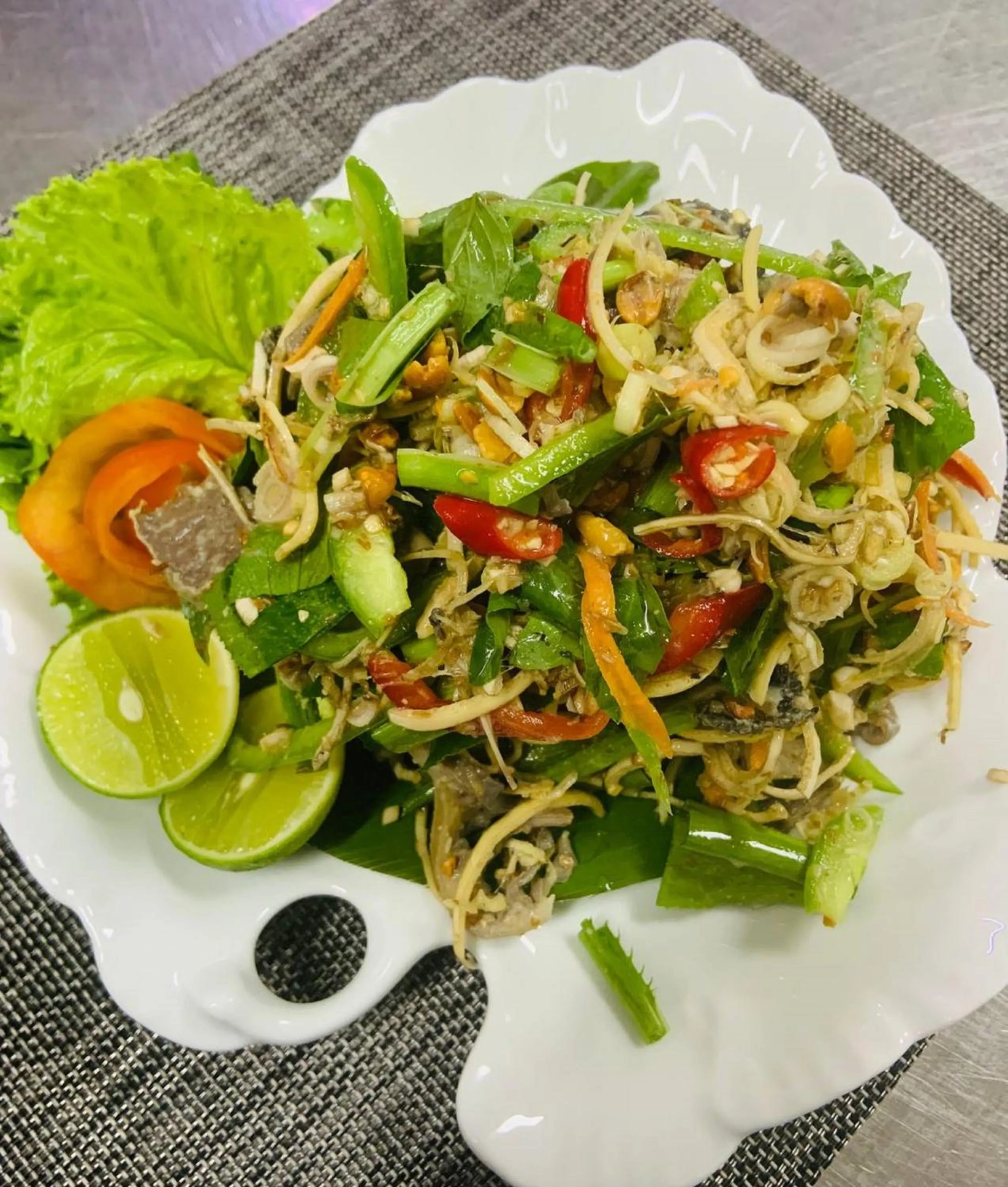 Dining area in V V Hotel Battambang