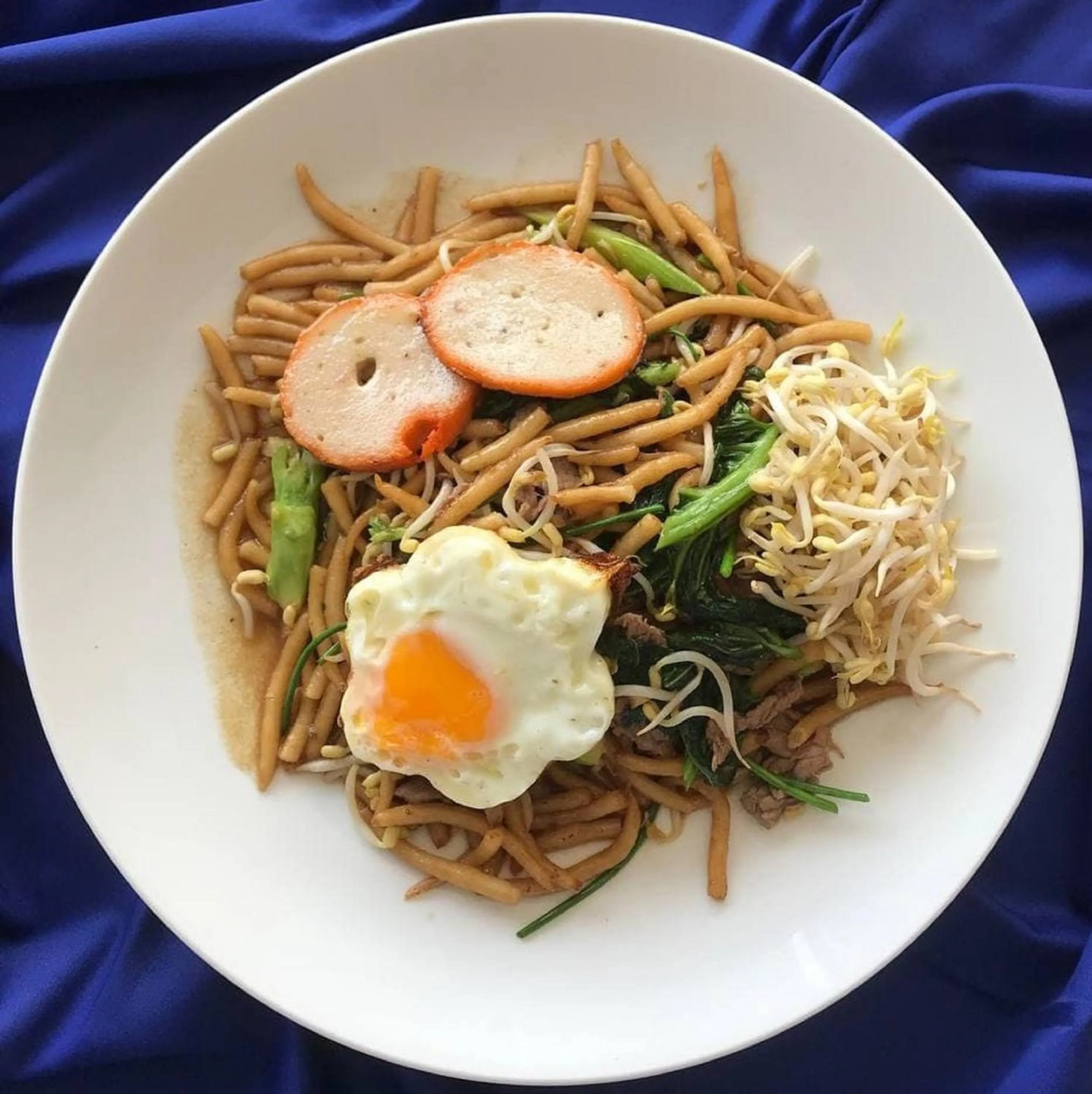 Restaurant/places to eat in V V Hotel Battambang