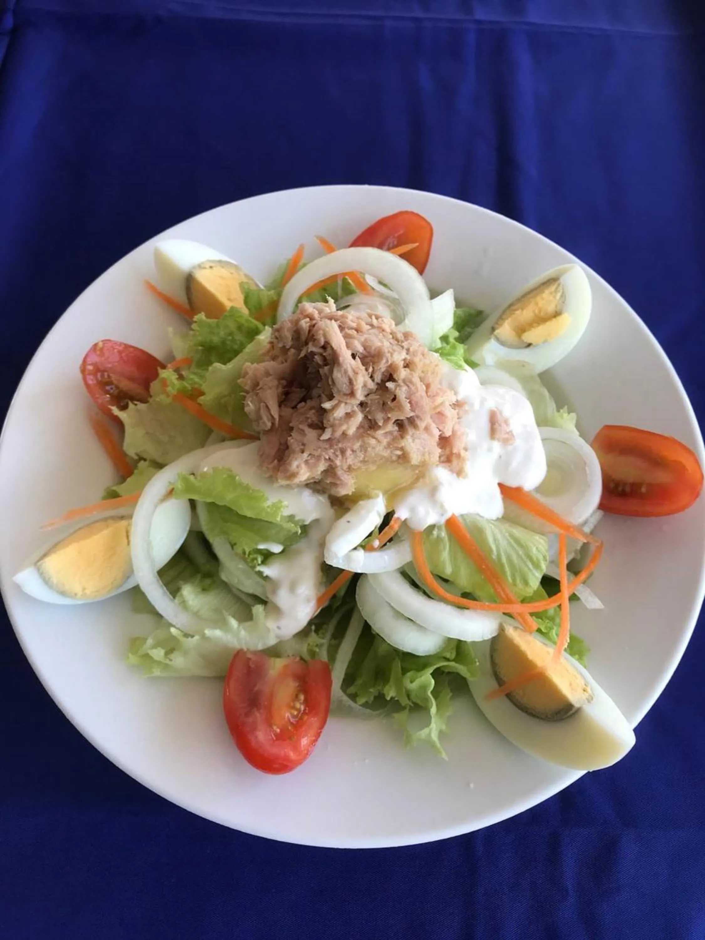 Restaurant/places to eat in V V Hotel Battambang