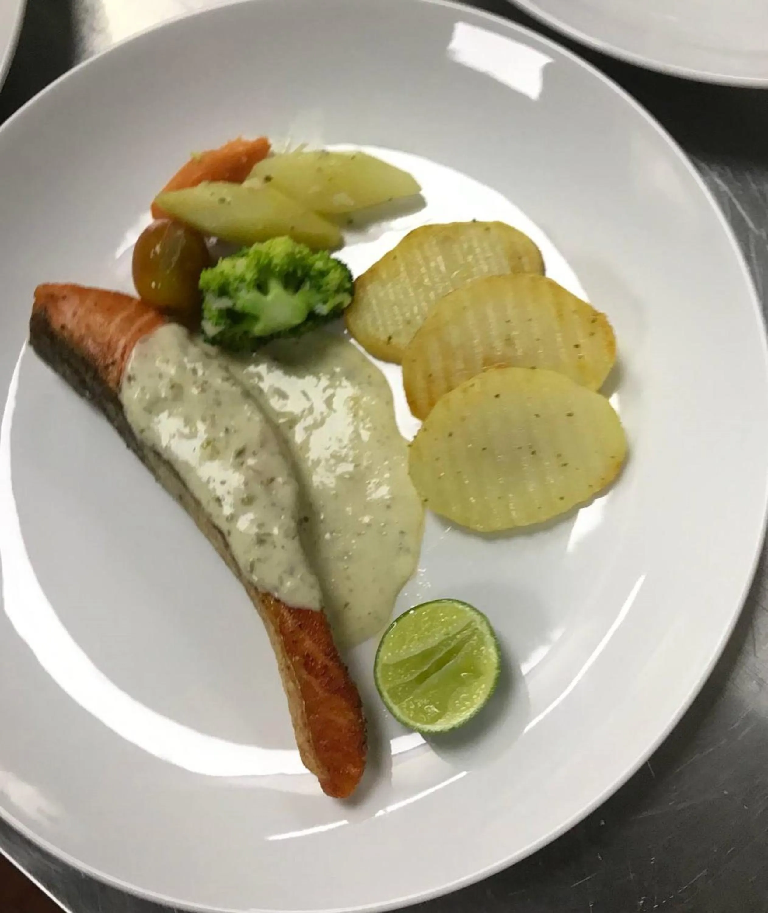 Restaurant/places to eat in V V Hotel Battambang