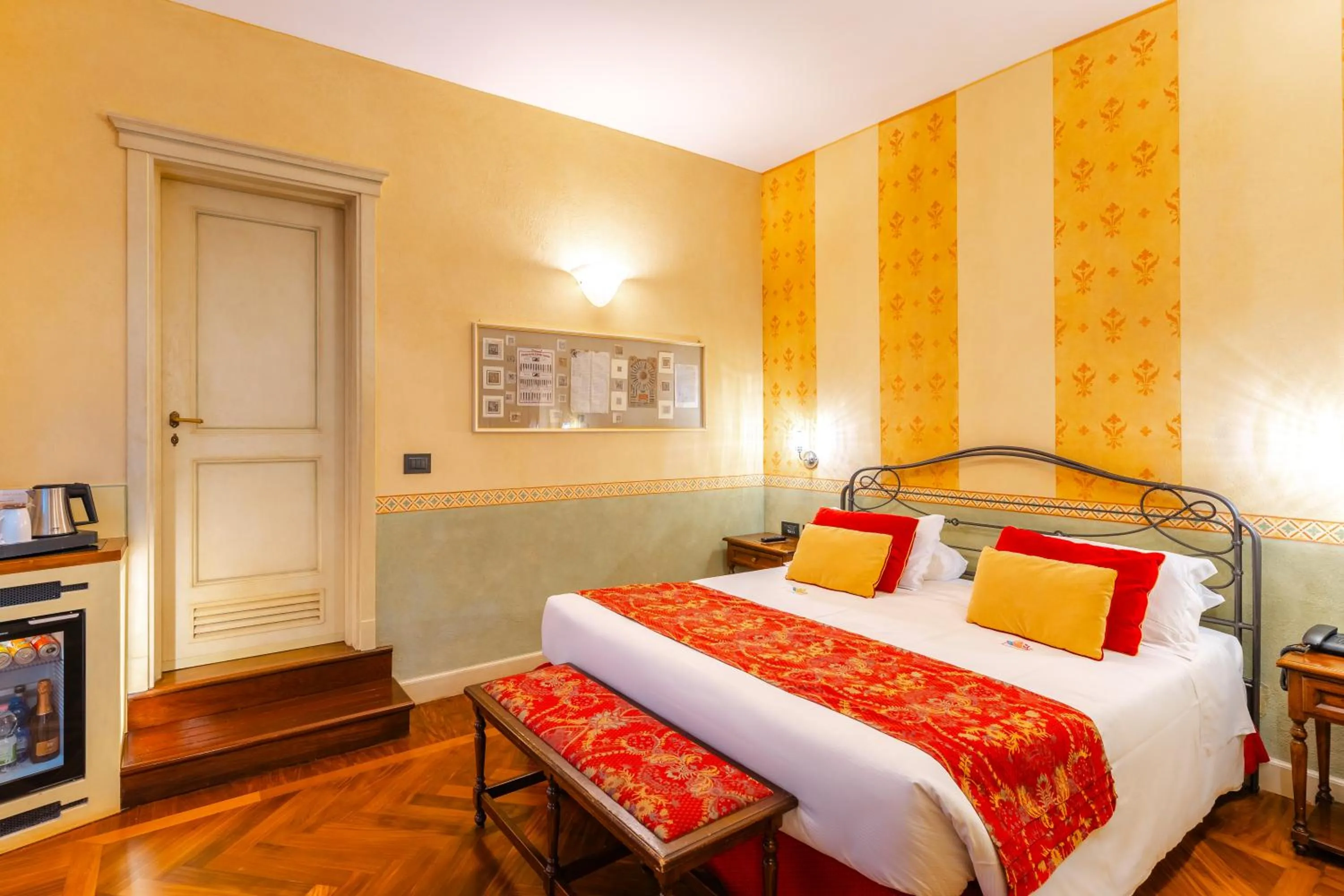 Photo of the whole room, Bed in Art Hotel Commercianti