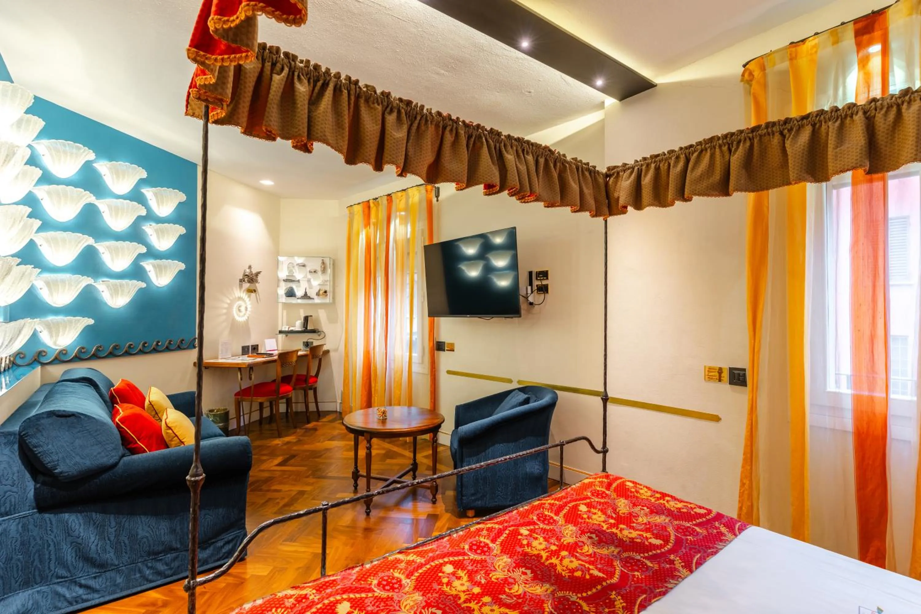 Photo of the whole room, Bed in Art Hotel Commercianti