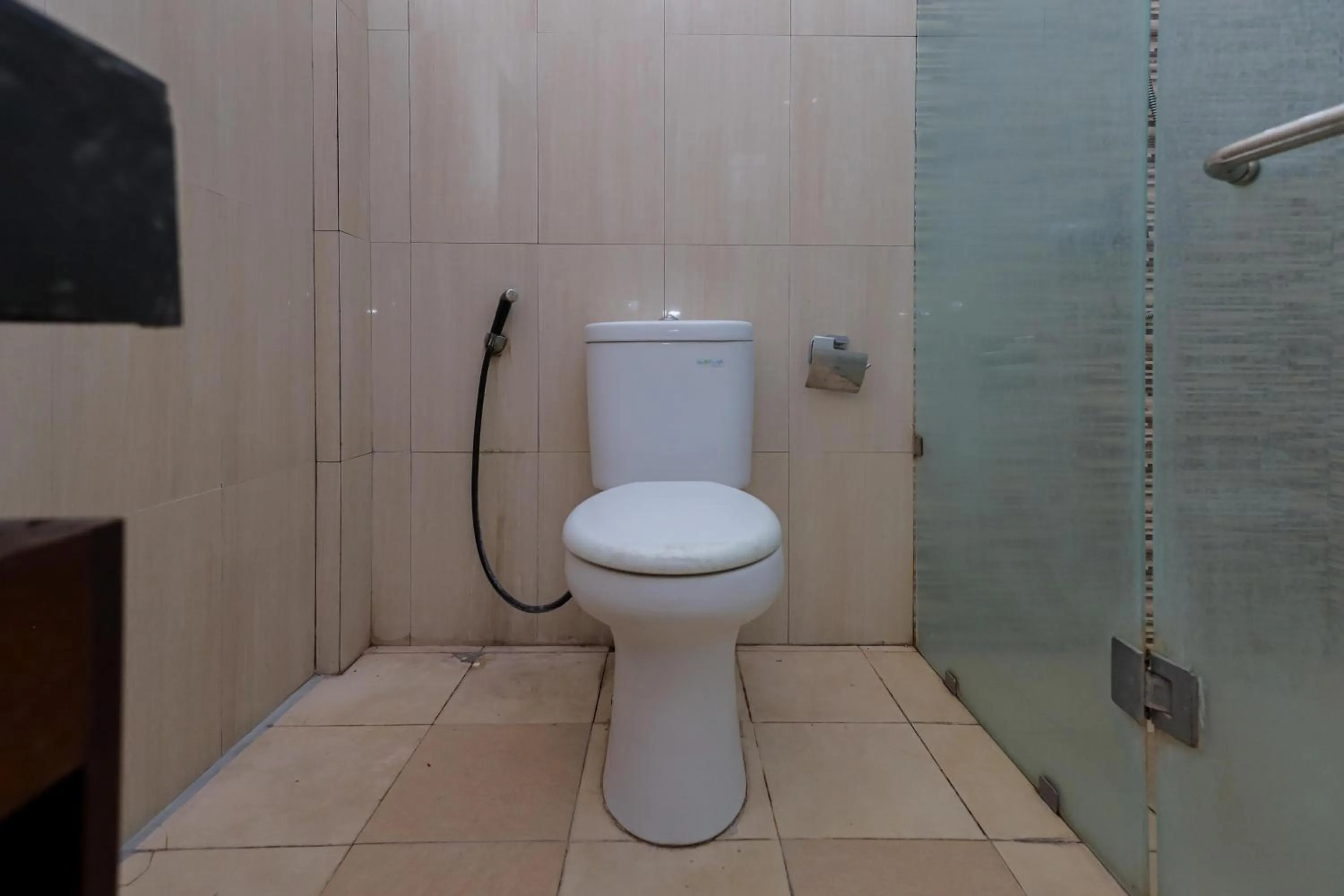 Bathroom in Urbanview Hotel WG Jimbaran Bali