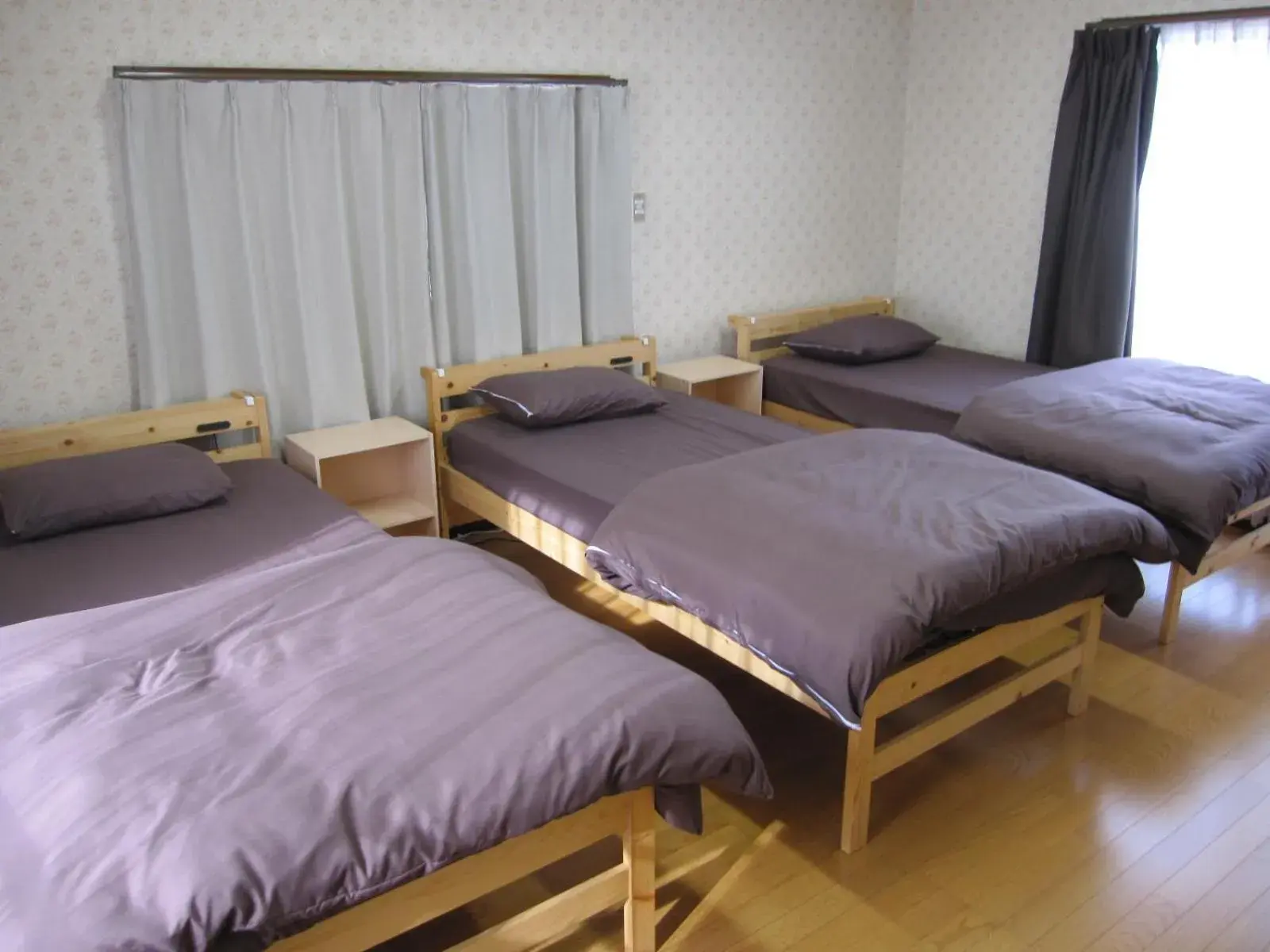 Basic Triple Room with Shared Bathroom - single occupancy in ゲストハウス あずも GuestHouse AZMO Basic Triple Room with Shared Bathroom - single occupancy in ゲストハウス あずも GuestHouse AZMO