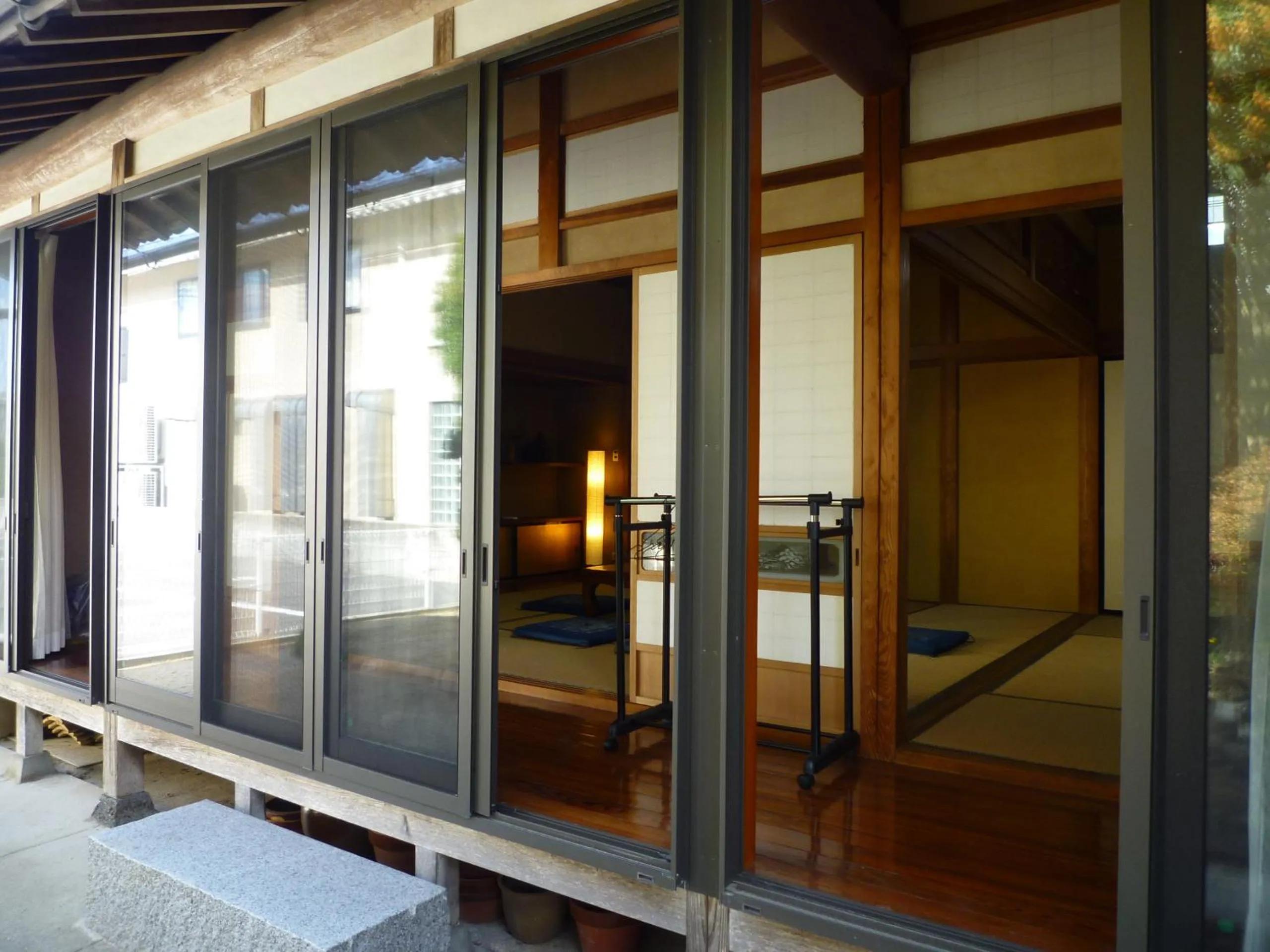 Facade/entrance in ゲストハウス あずも GuestHouse AZMO