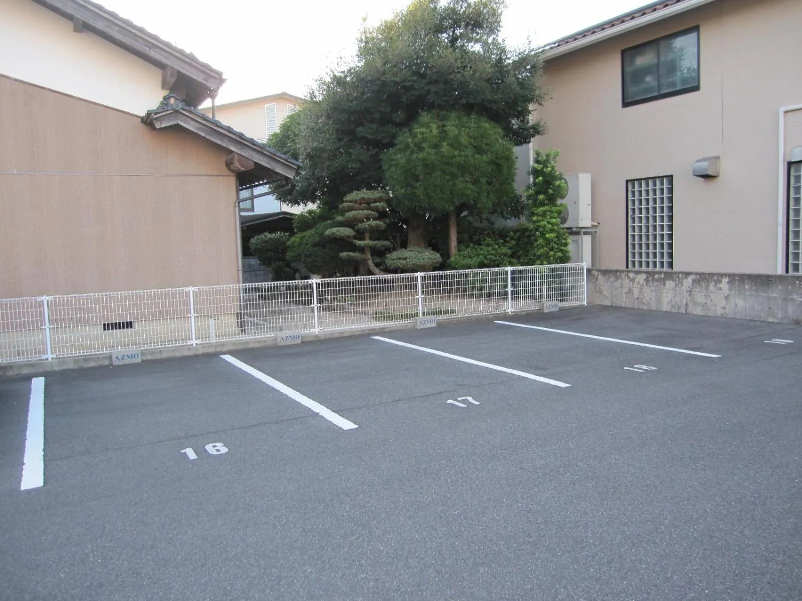 Parking in ゲストハウス あずも GuestHouse AZMO