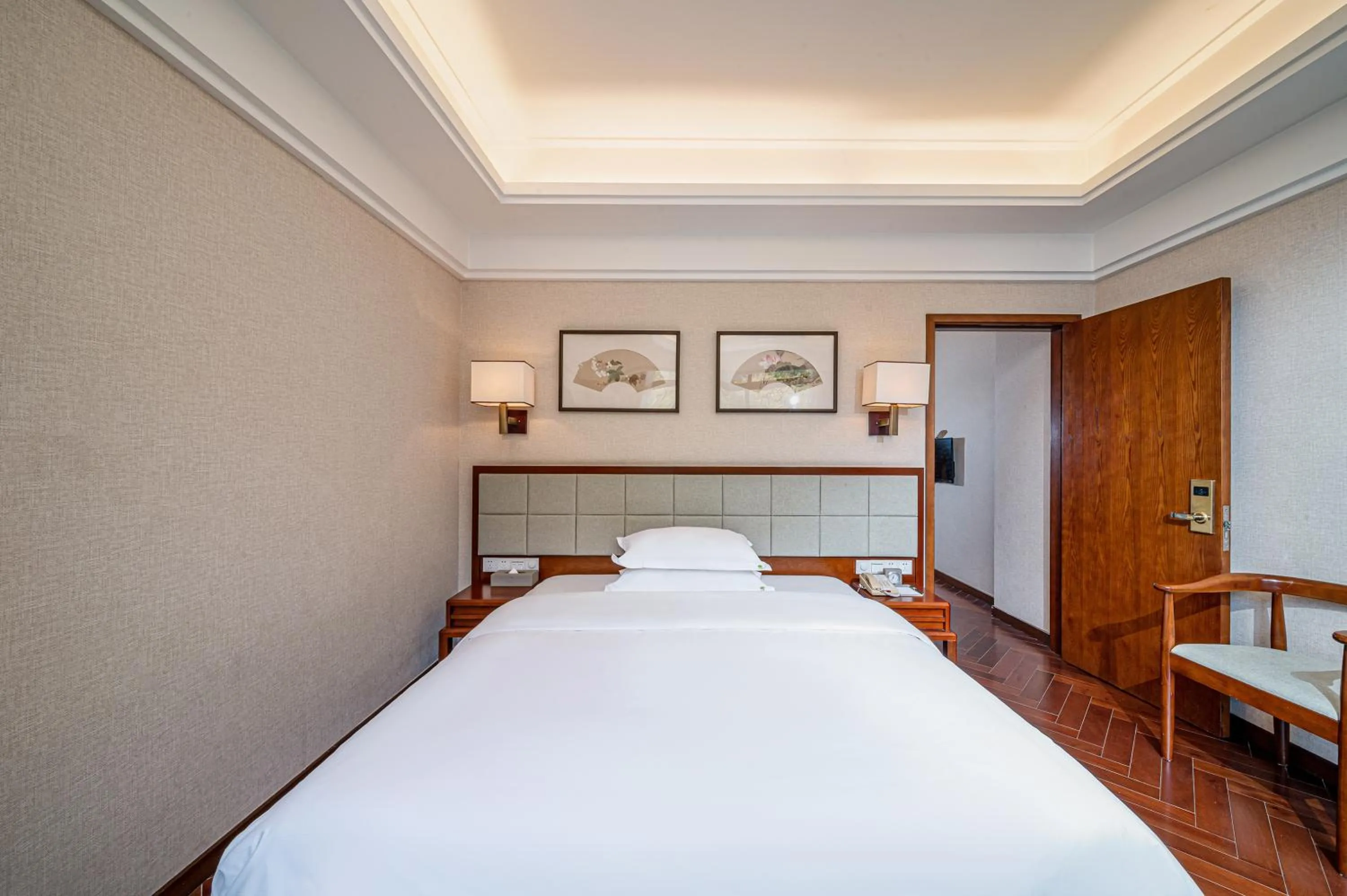 Bed in Guilin Zizhou Panorama Resort