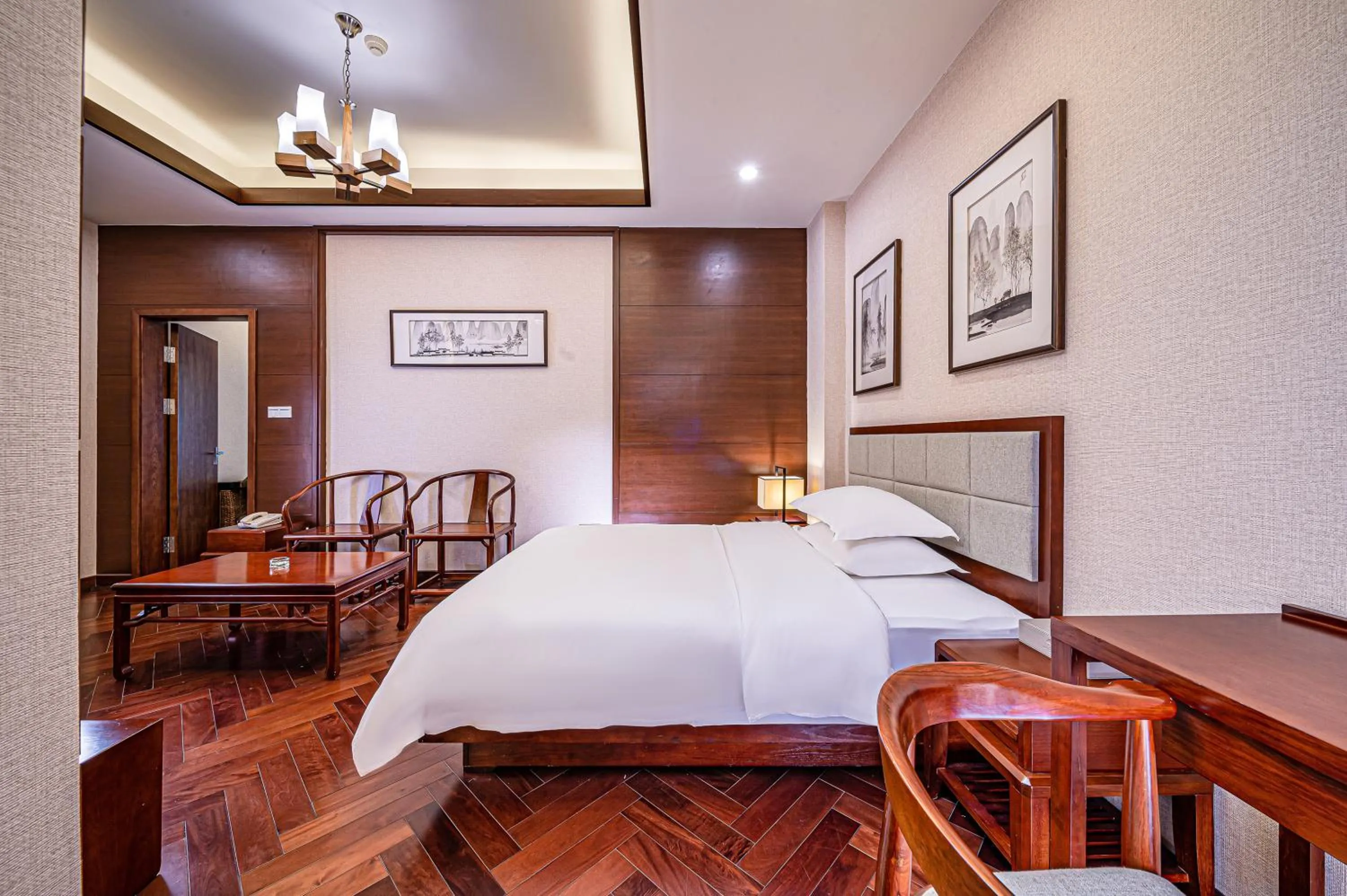 Bed in Guilin Zizhou Panorama Resort