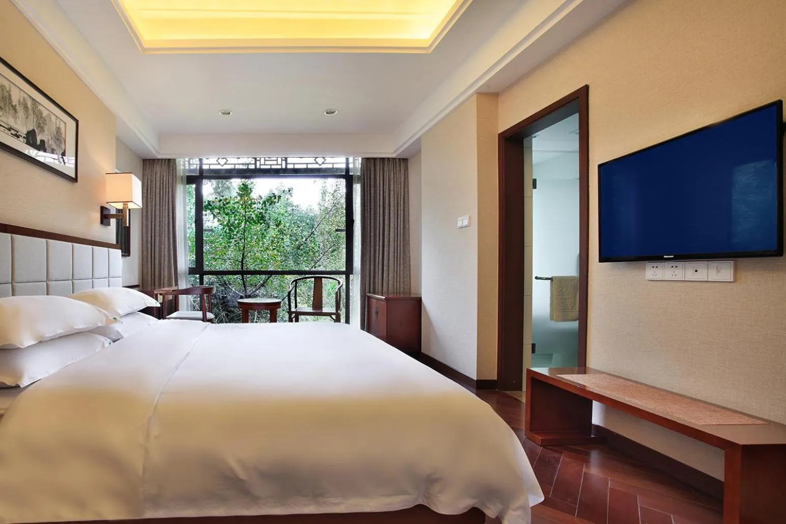 Bed in Guilin Zizhou Panorama Resort