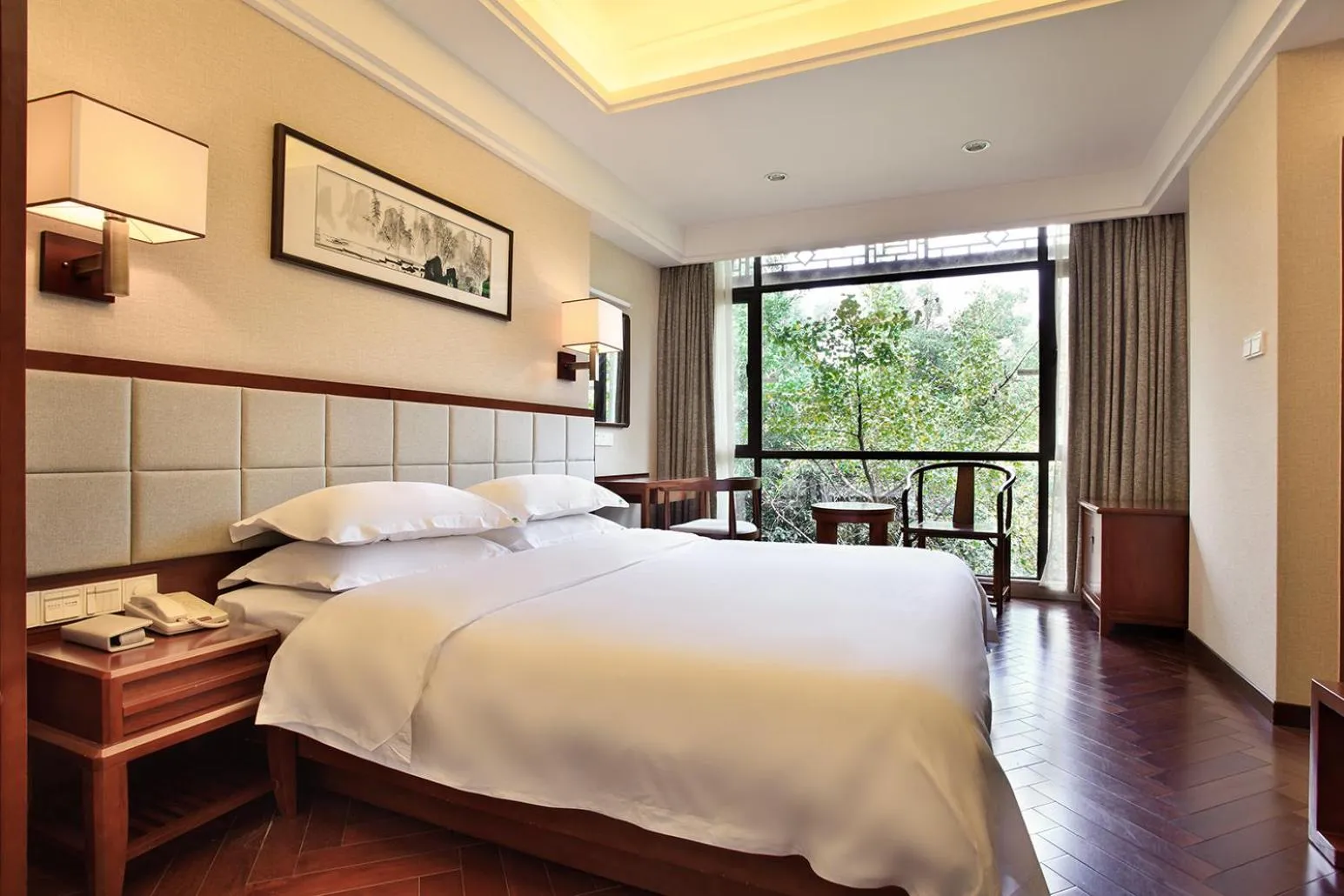 Bed in Guilin Zizhou Panorama Resort