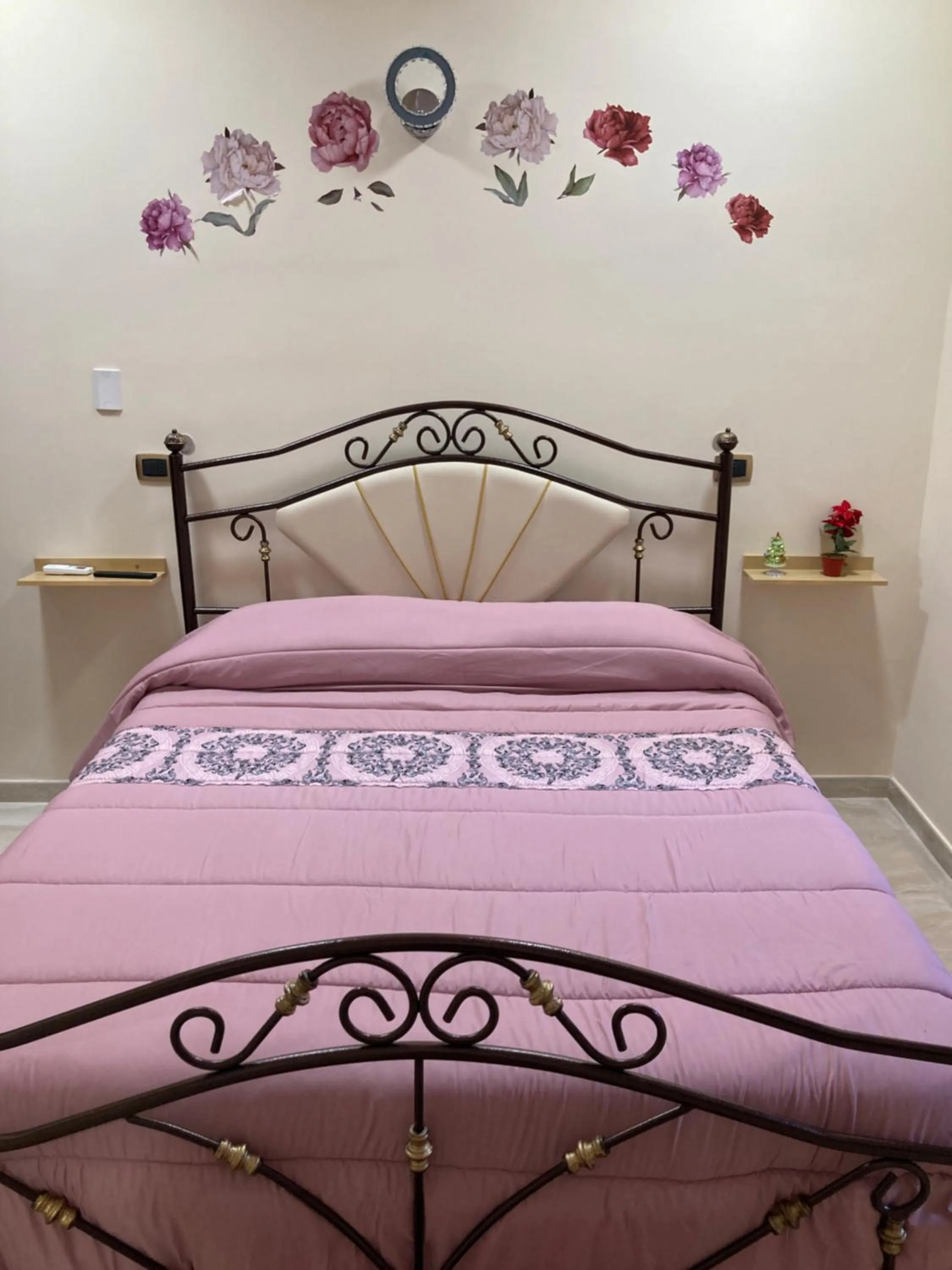 Bed in B&B LA REGGIA DI RIHANNA spa