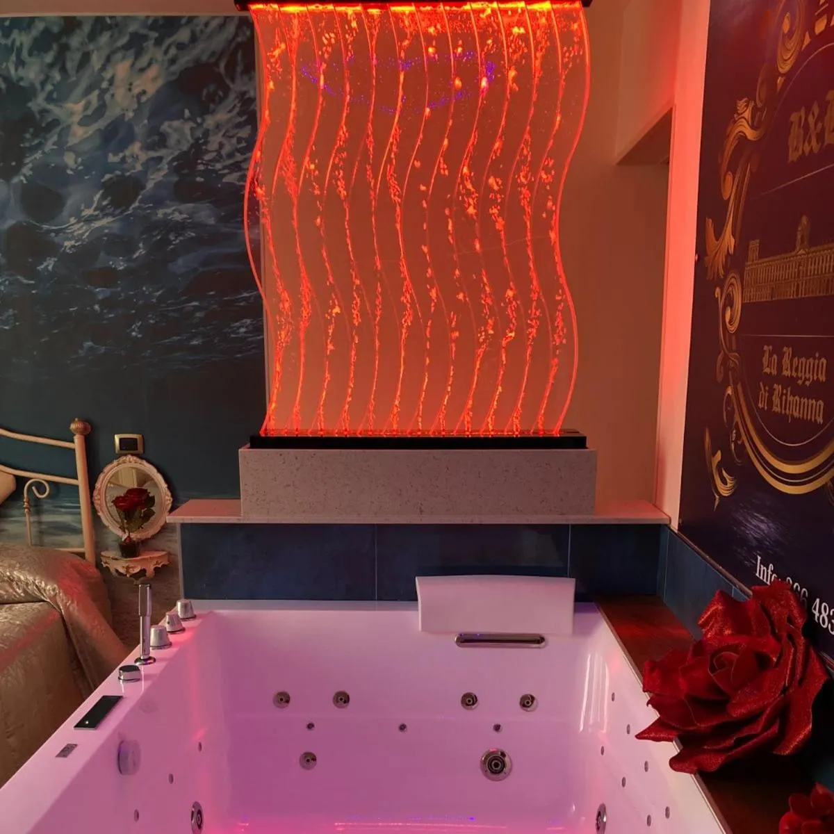 Hot Tub in B&B LA REGGIA DI RIHANNA spa
