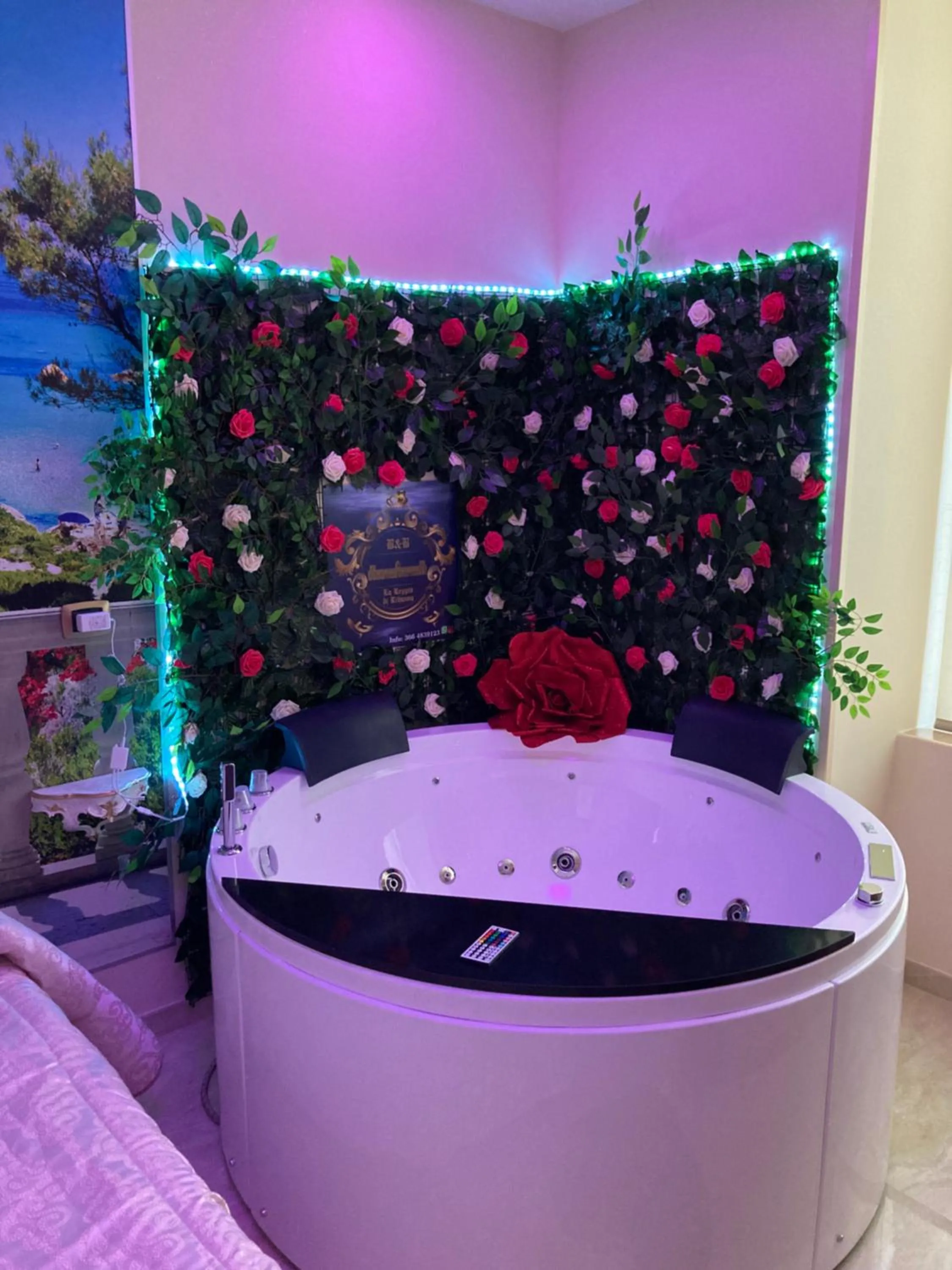 Hot Tub in B&B LA REGGIA DI RIHANNA spa