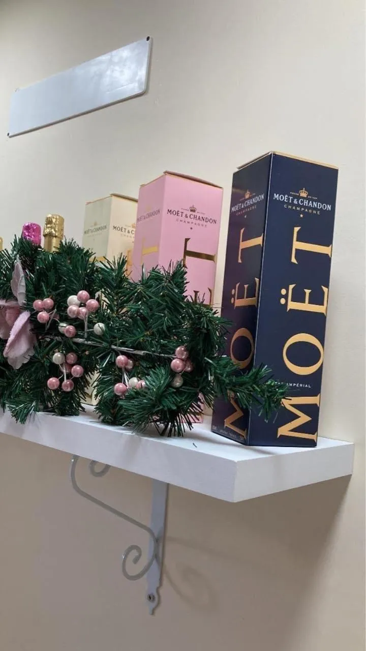 B&B LA REGGIA DI RIHANNA spa