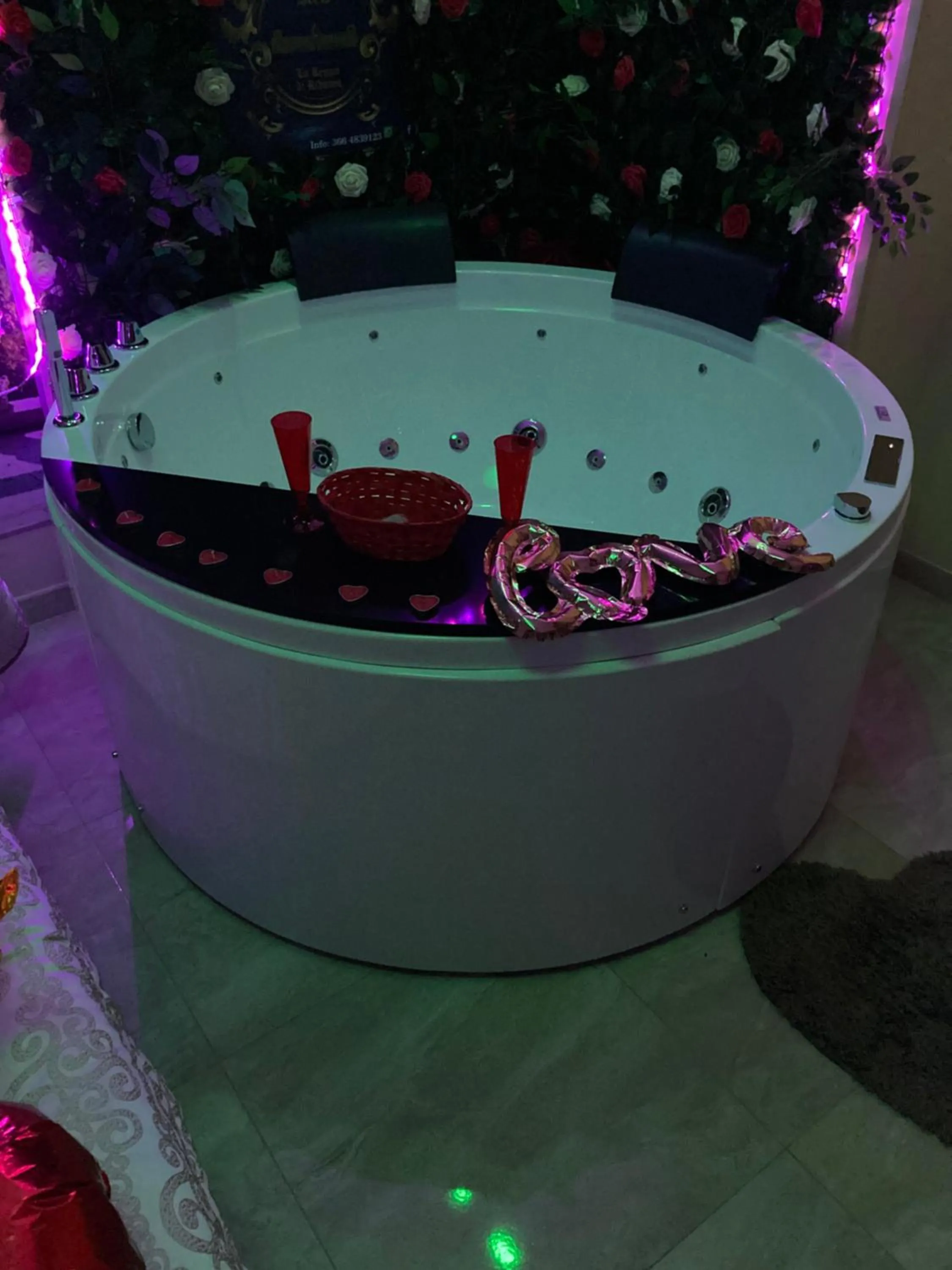 B&B LA REGGIA DI RIHANNA spa