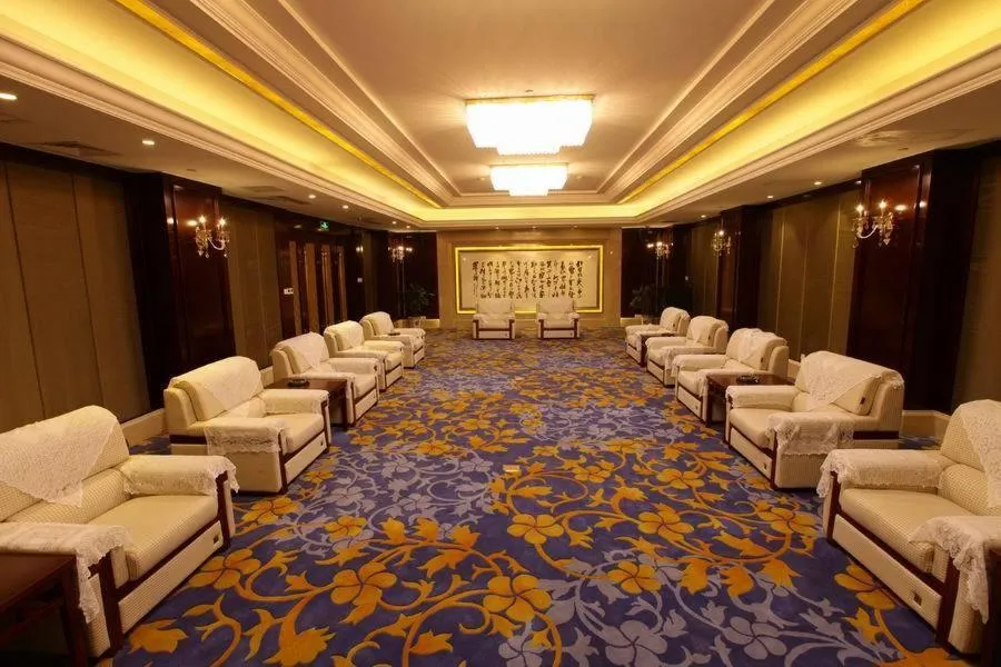 Communal lounge/ TV room in Ramada Changzhou