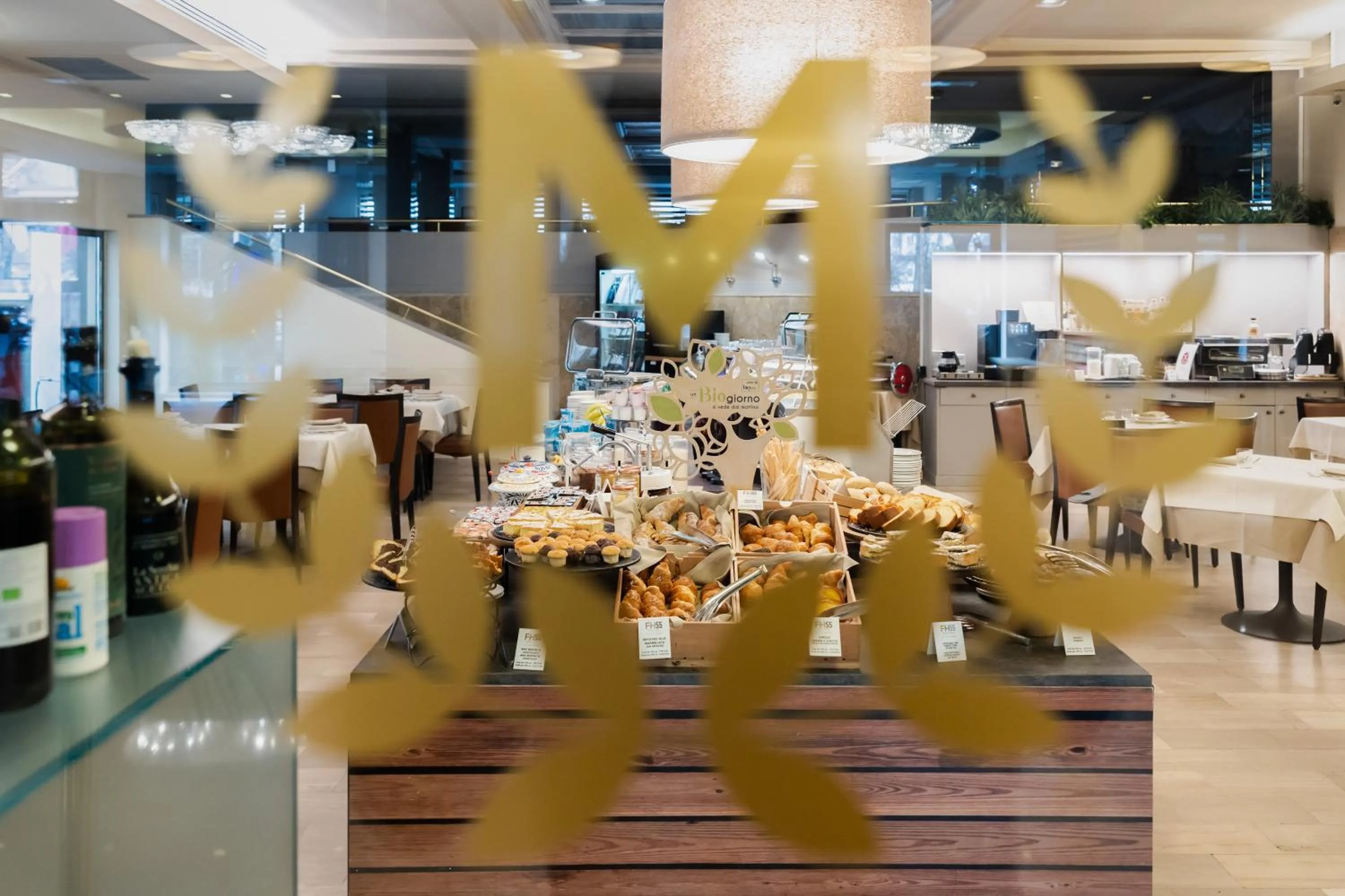 Buffet breakfast in FH55 Grand Hotel Mediterraneo