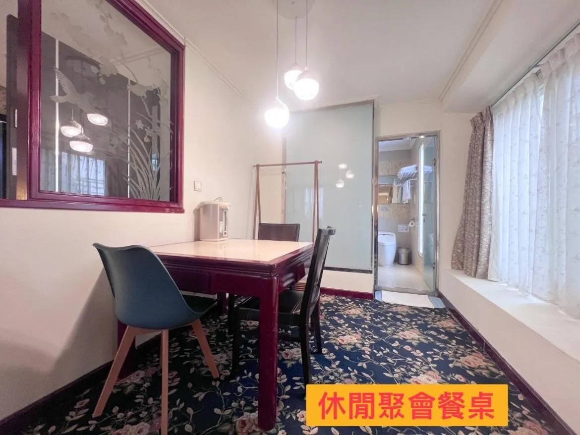 Kiwi Hotel MRT Wenxin Branch (Feng Chia Branch 1)
